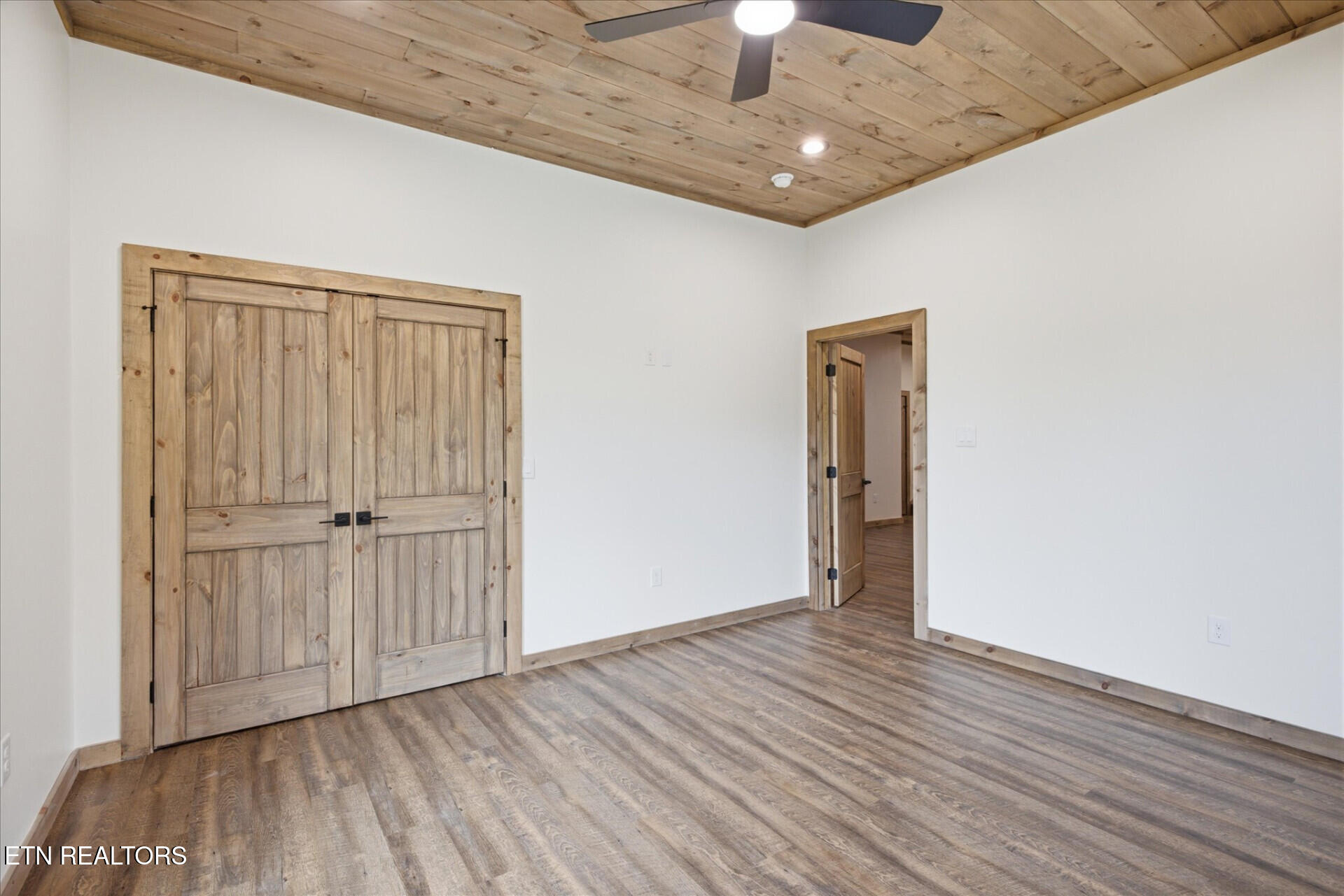 2046 Spurling Road Sevierville TN 37862