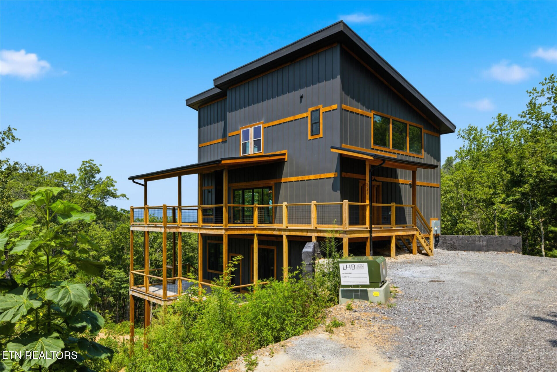2046 Spurling Road Sevierville TN 37862