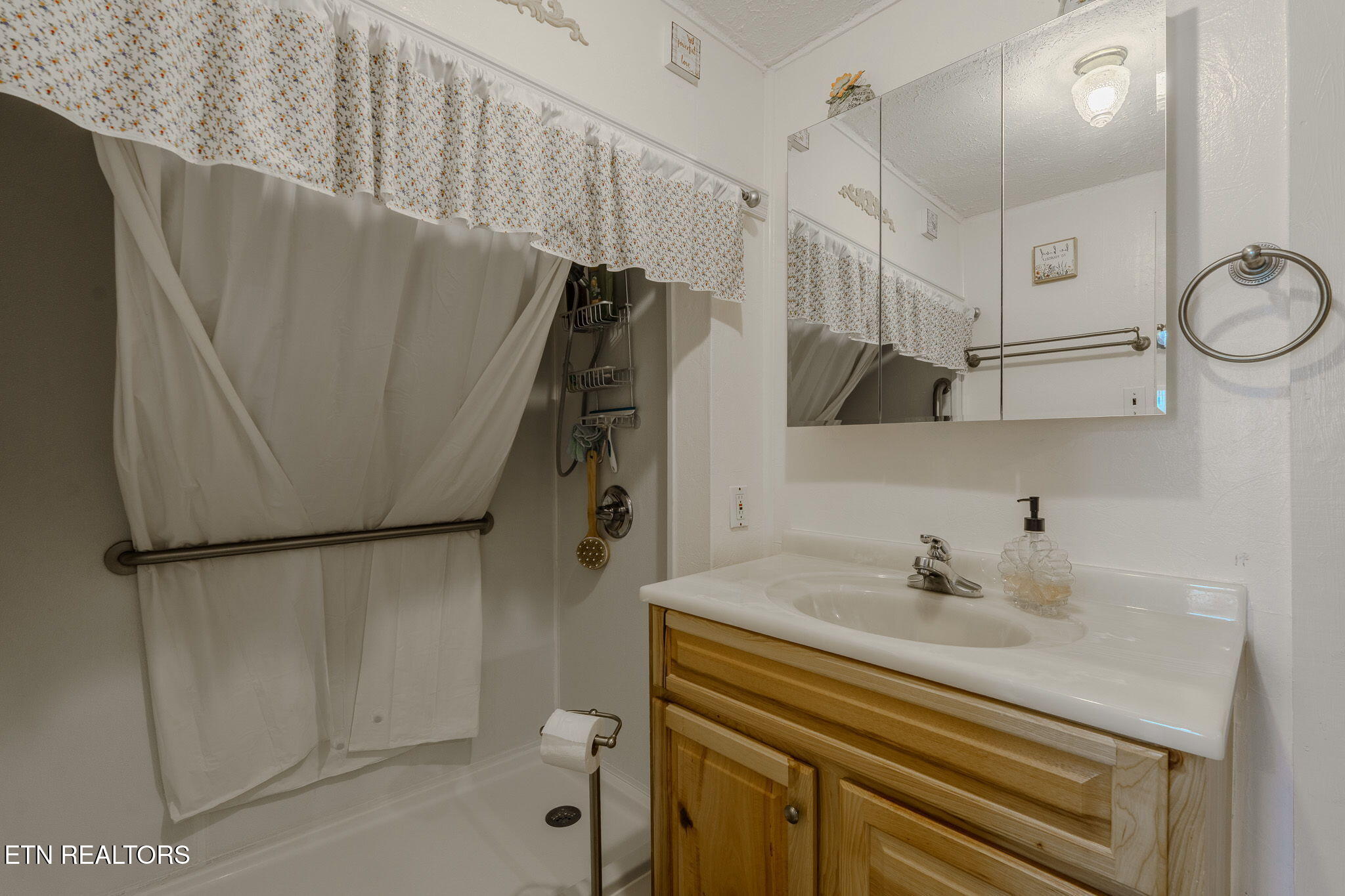 1208 Bales Road Knoxville TN 37914