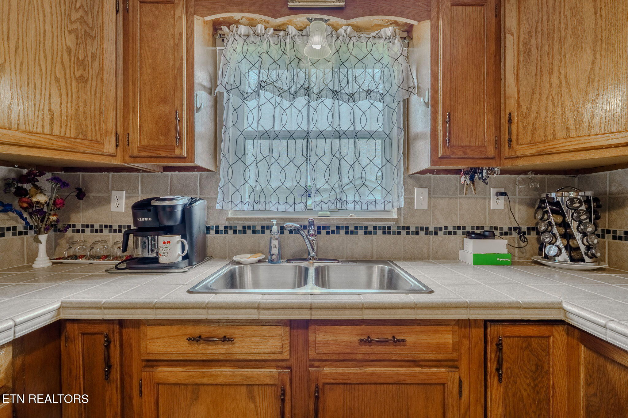 1208 Bales Road Knoxville TN 37914