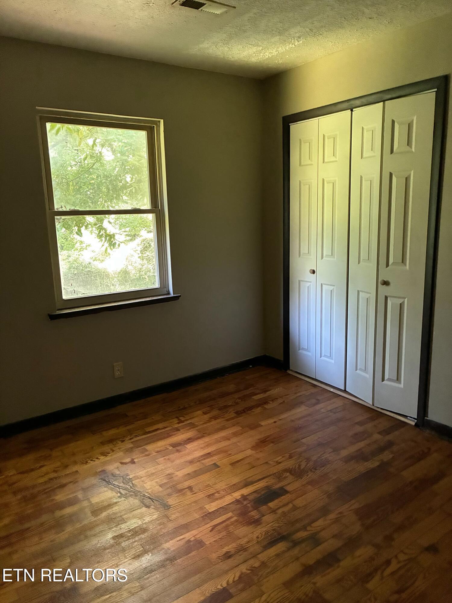 2533 Seaton Avenue Knoxville TN 37920