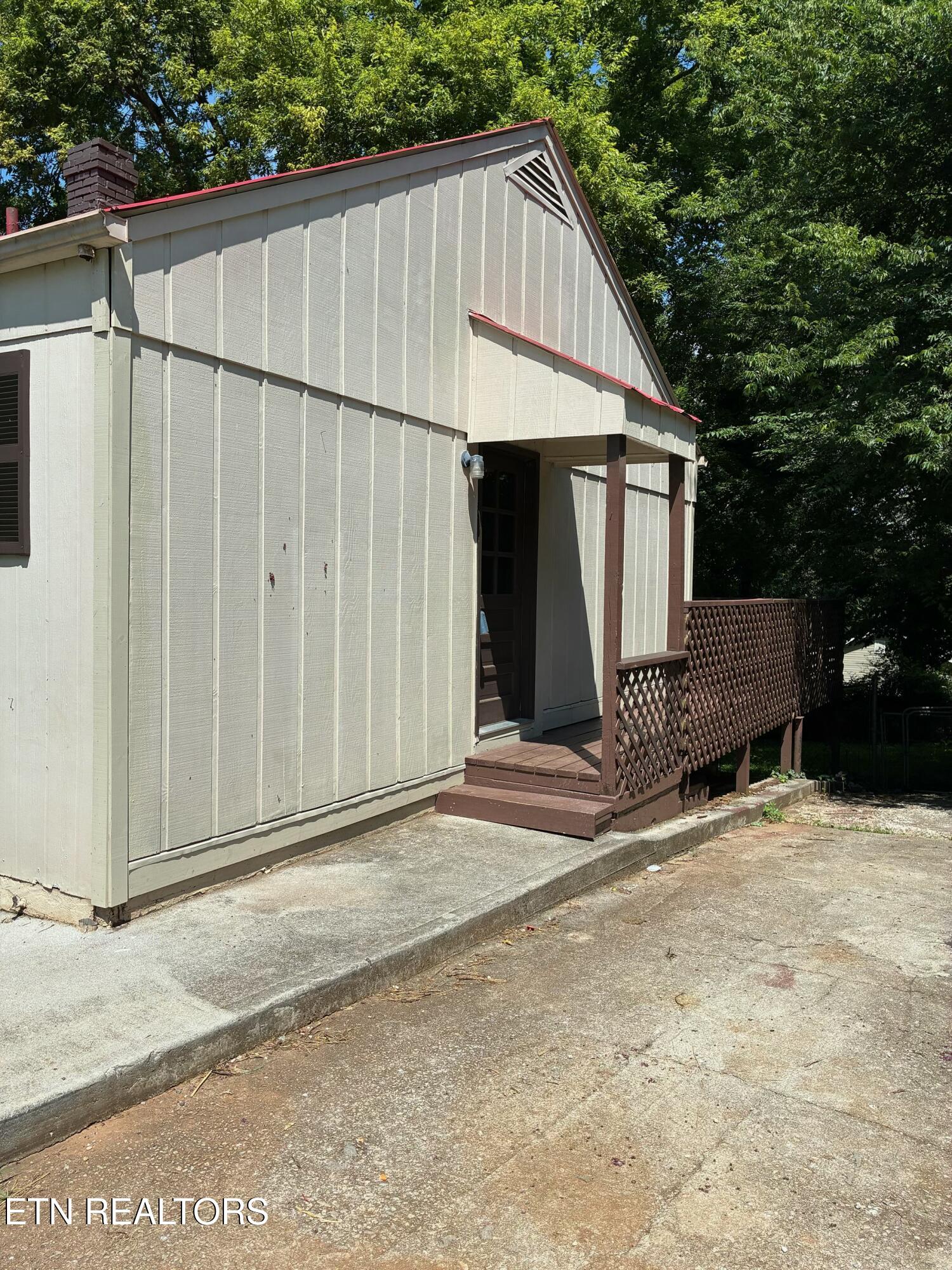 2533 Seaton Avenue Knoxville TN 37920