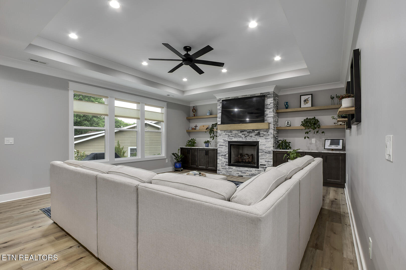 141 Daleyuhski Way Loudon TN 37774