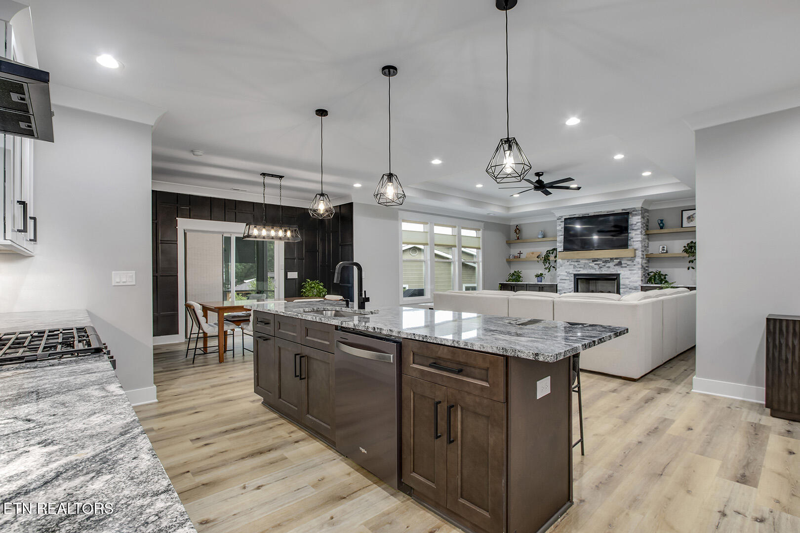 141 Daleyuhski Way Loudon TN 37774