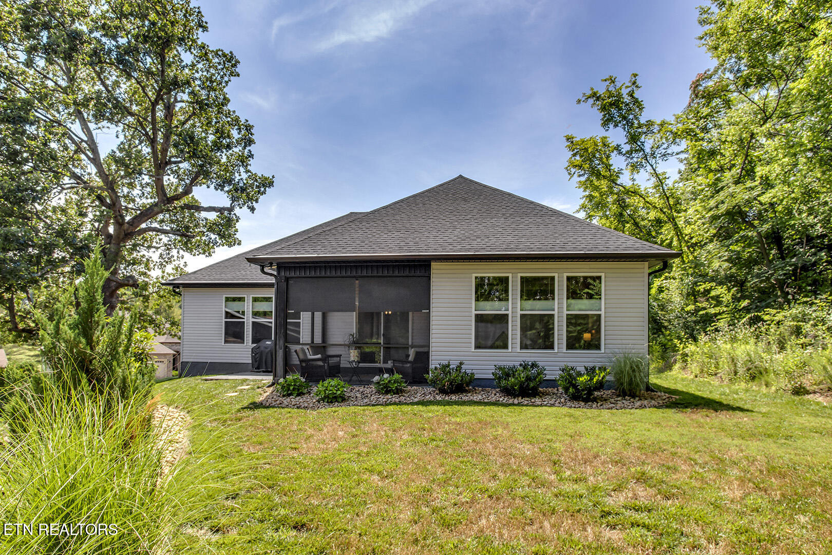 141 Daleyuhski Way Loudon TN 37774
