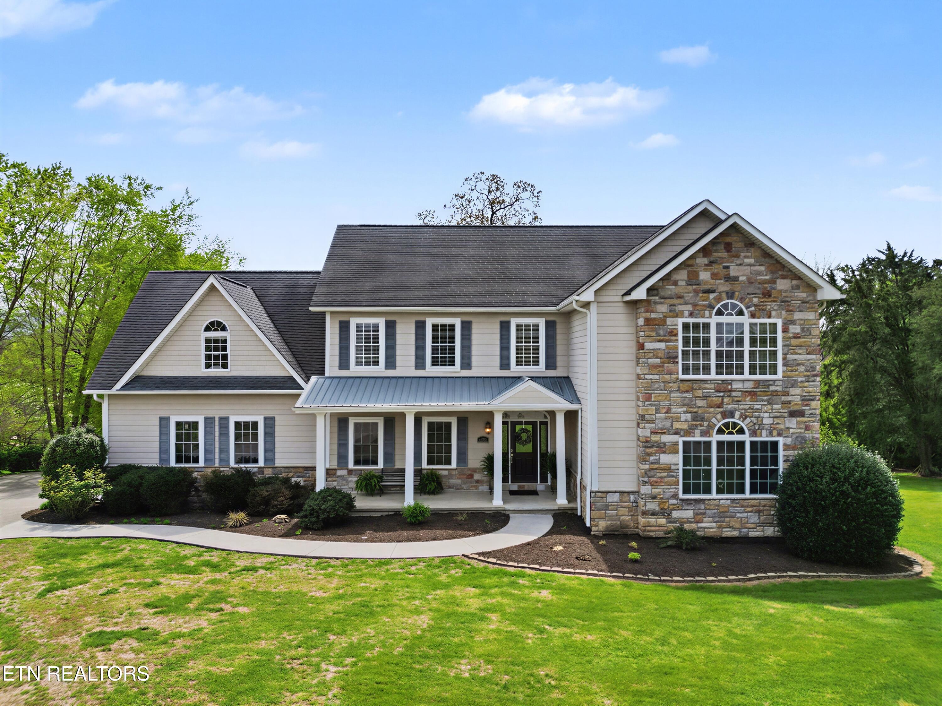1323 Stonehenge Drive Maryville TN 37803
