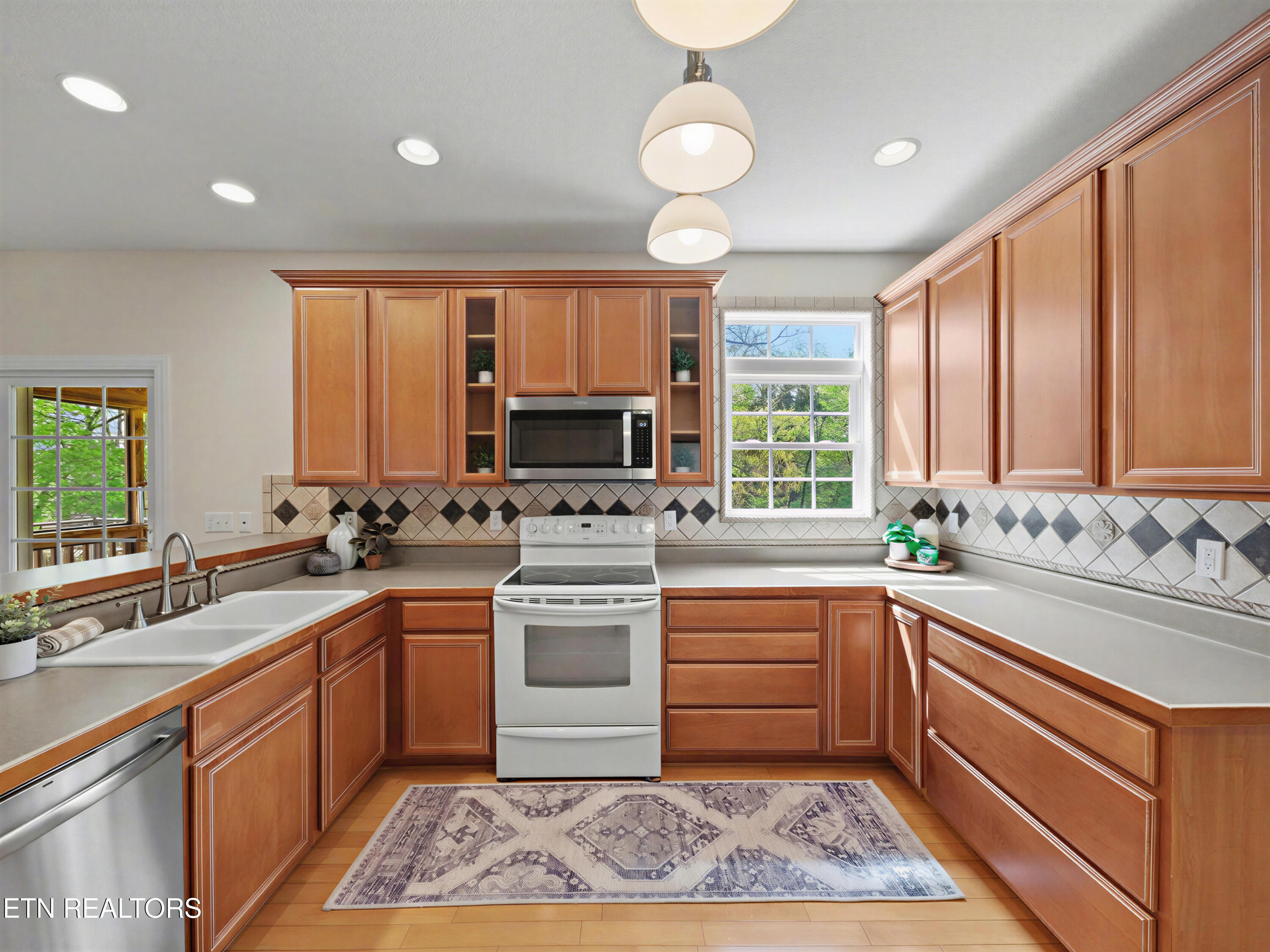 1323 Stonehenge Drive Maryville TN 37803