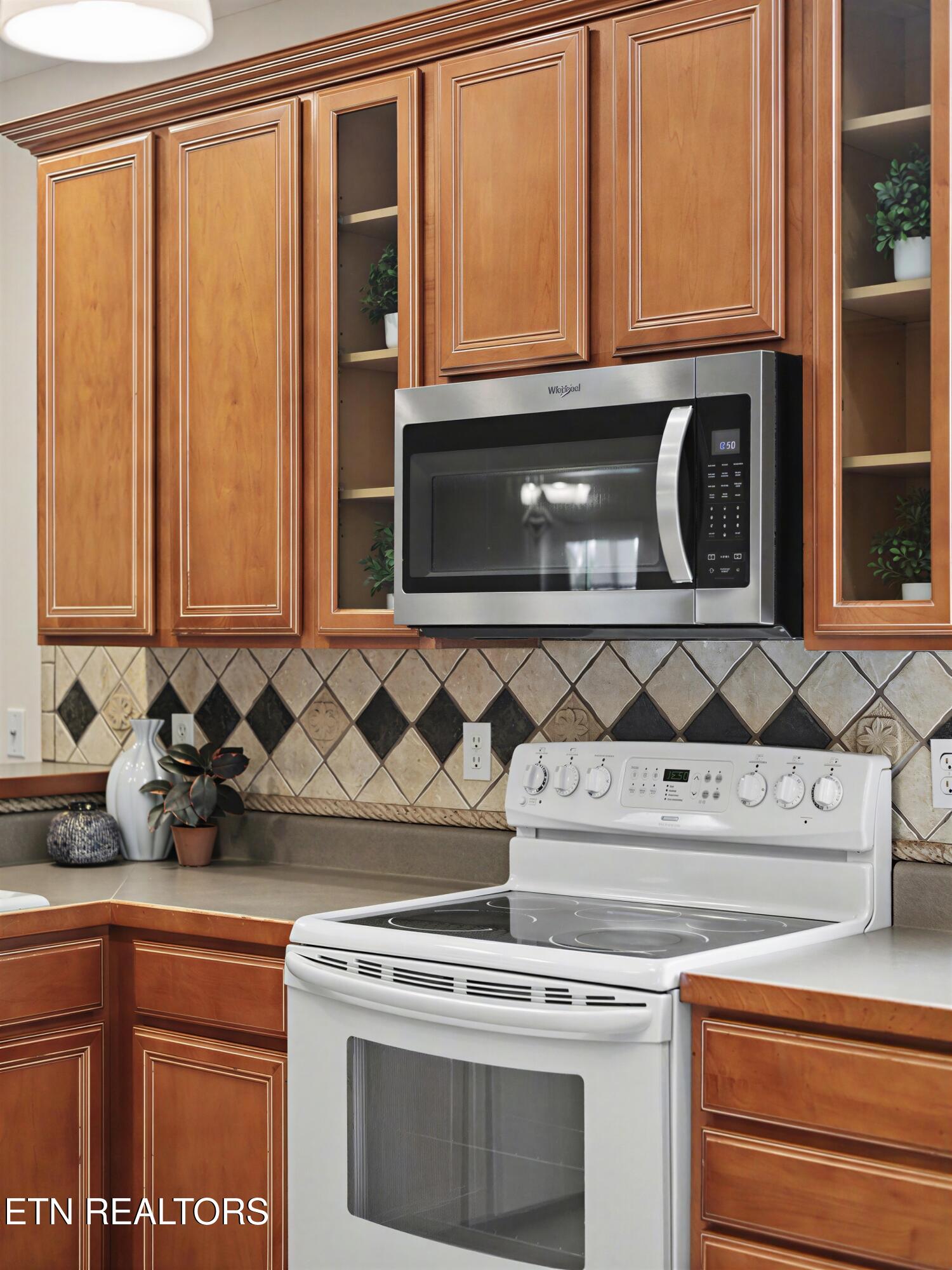 1323 Stonehenge Drive Maryville TN 37803