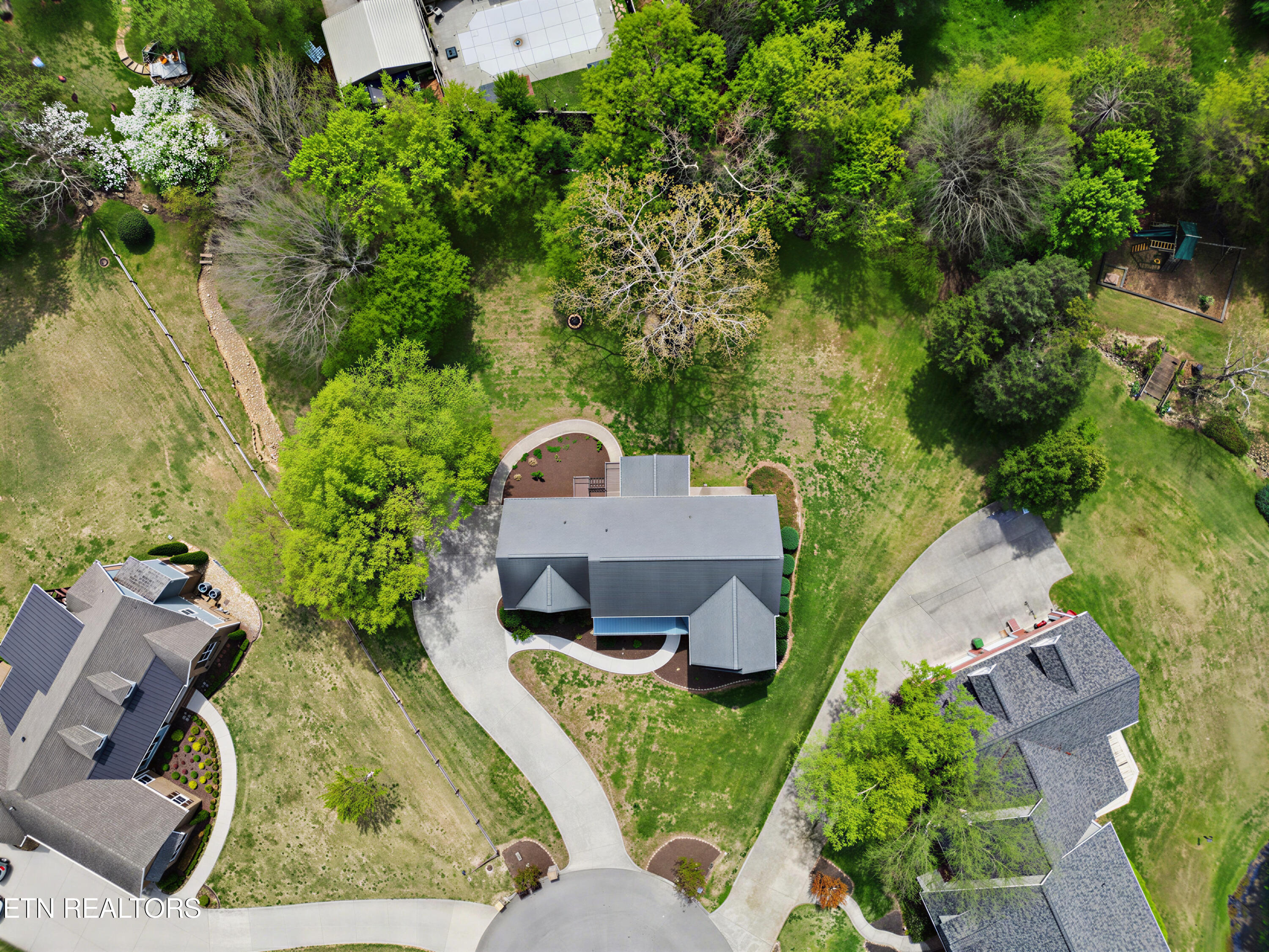 1323 Stonehenge Drive Maryville TN 37803