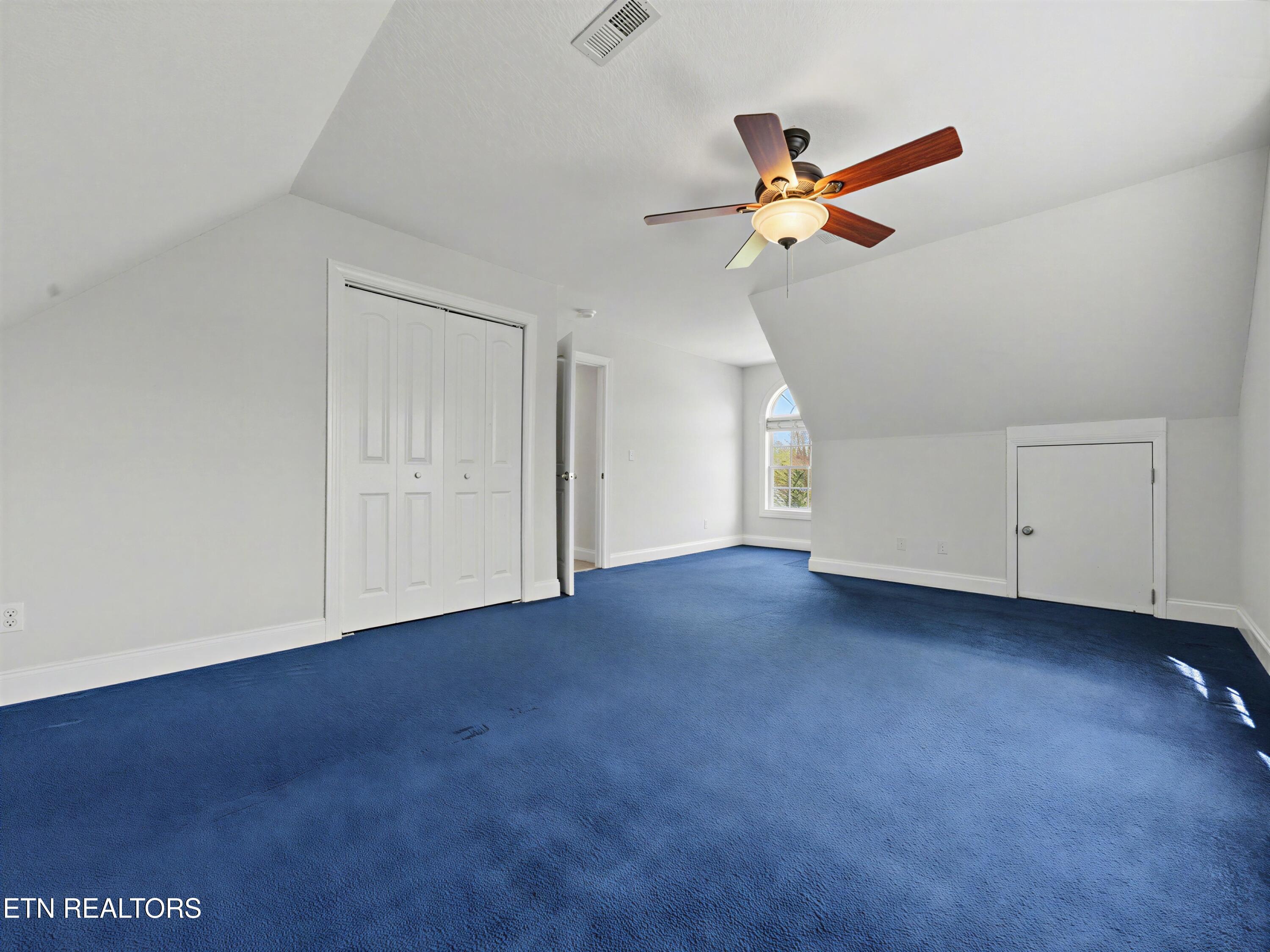 1323 Stonehenge Drive Maryville TN 37803
