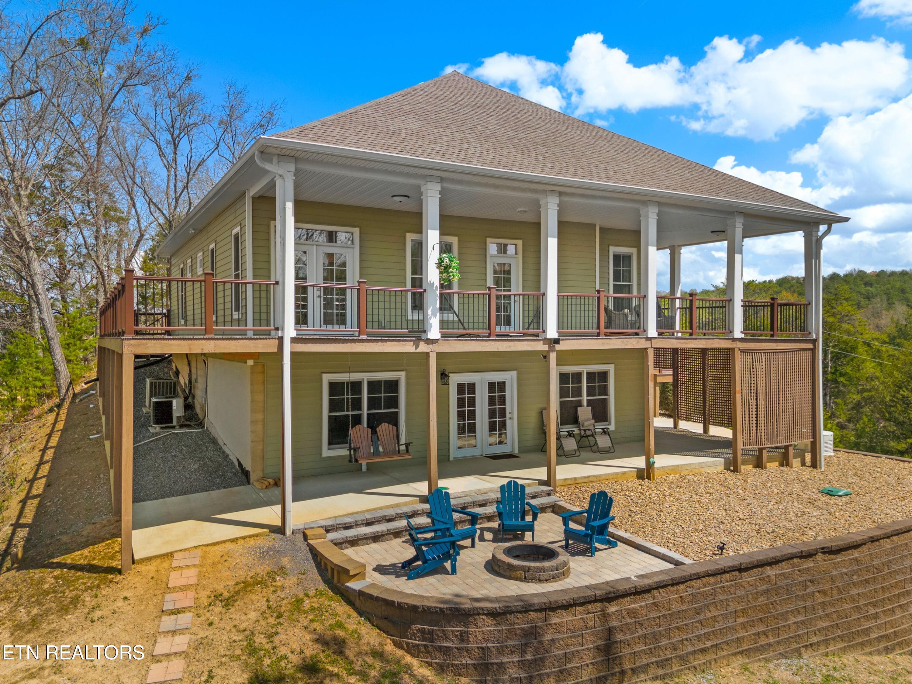 2017 Paradise Hills Road Dandridge TN 37725