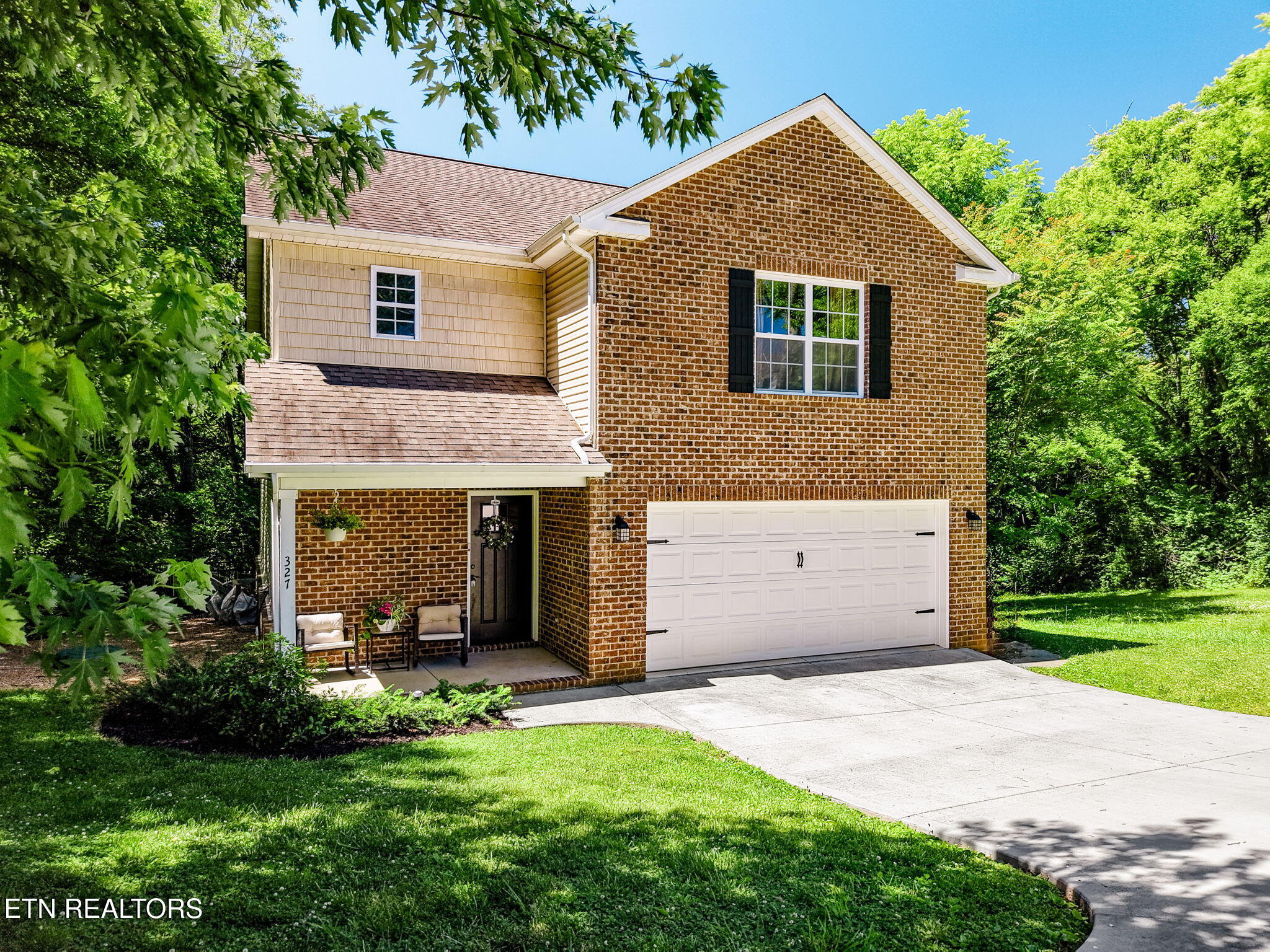 327 Brown School Road Maryville TN 37804