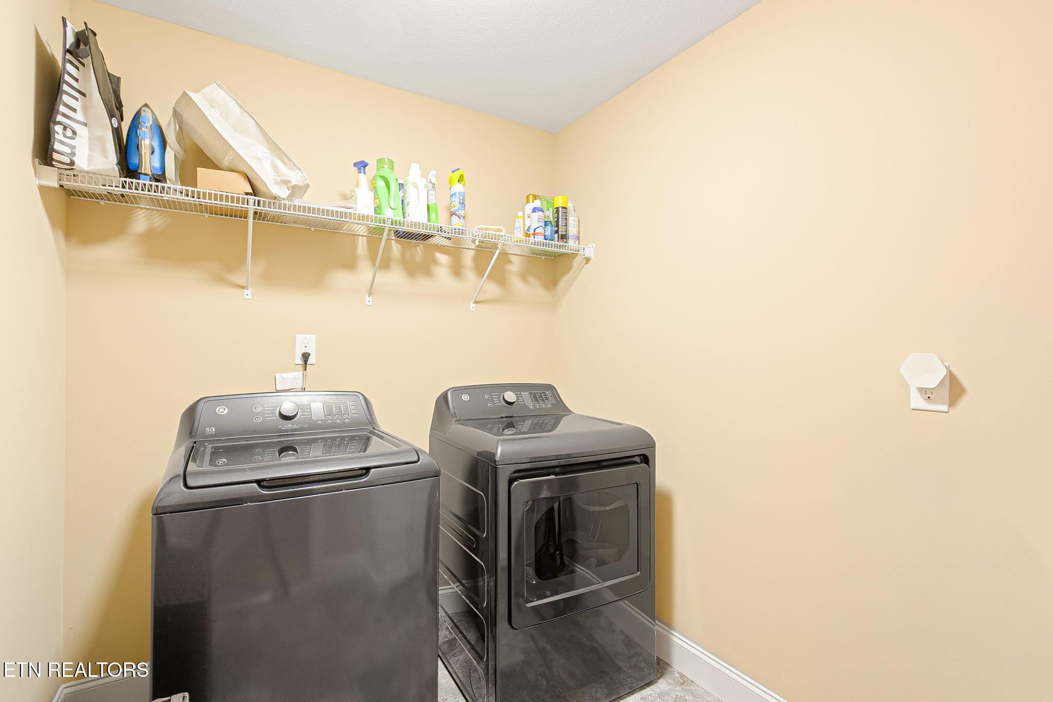 327 Brown School Road Maryville TN 37804