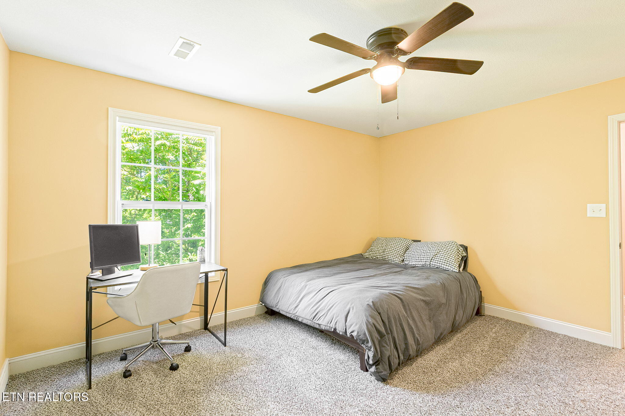 327 Brown School Road Maryville TN 37804