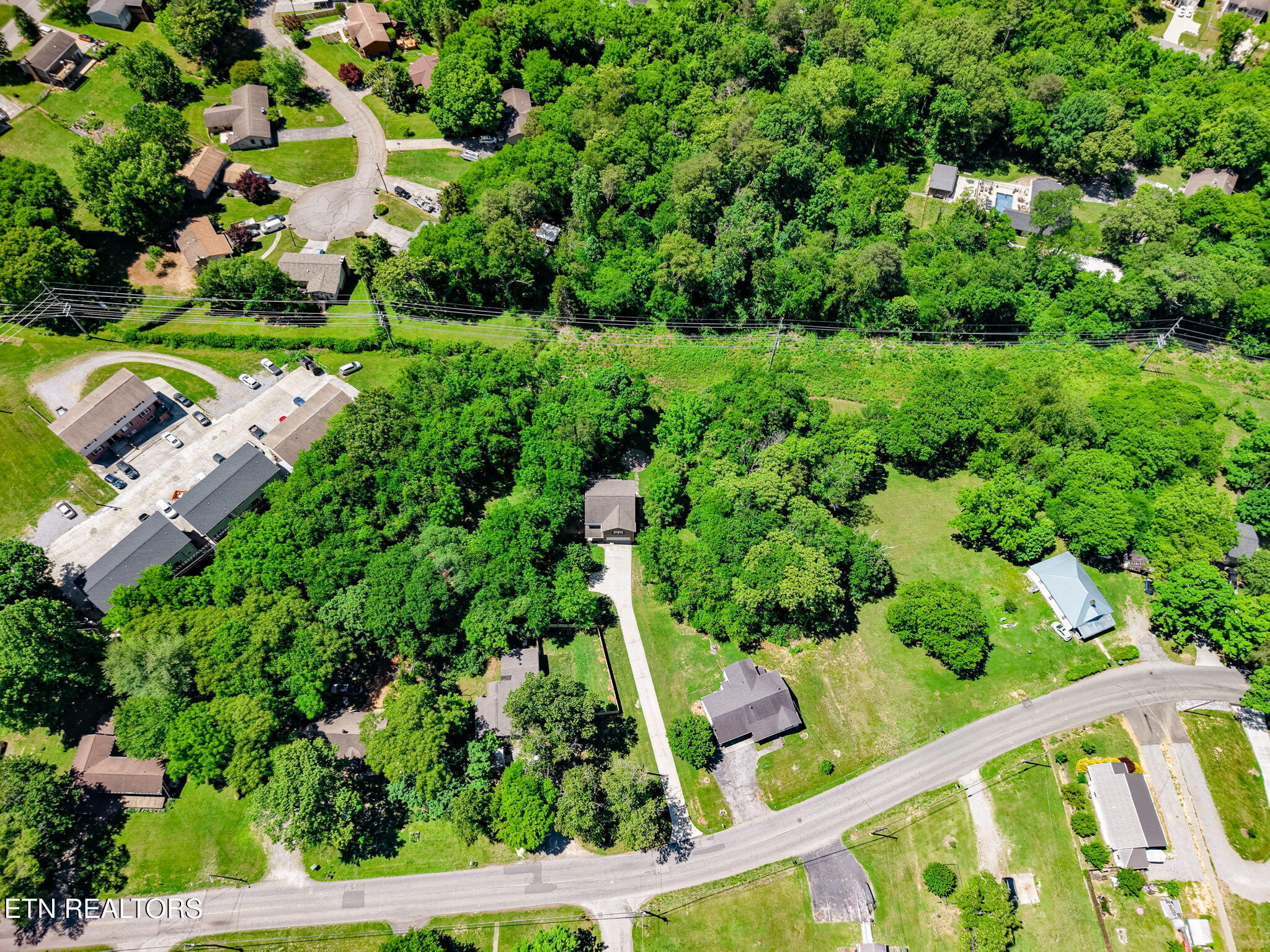 327 Brown School Road Maryville TN 37804