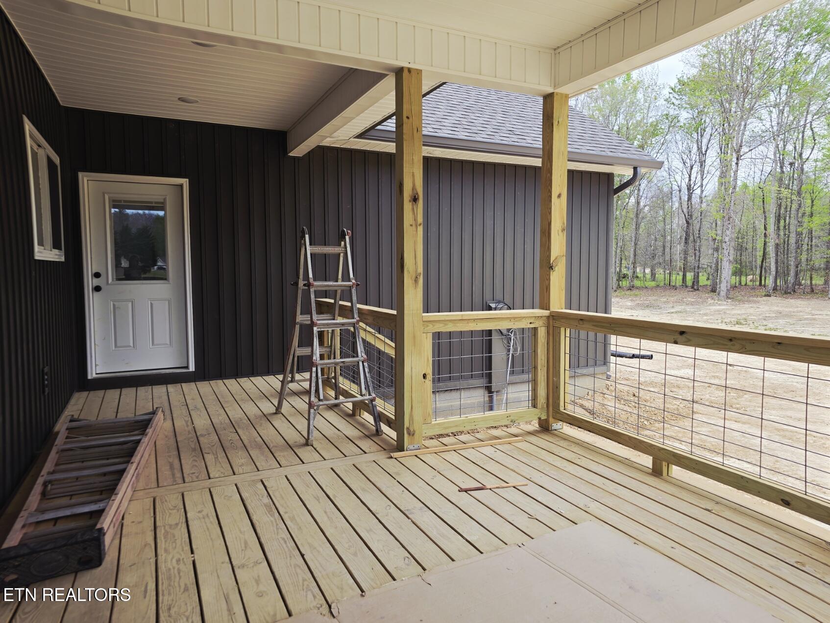 186 Short Leaf Lane Oneida TN 37841