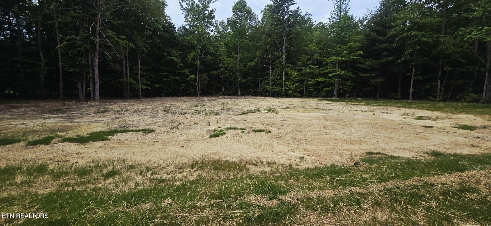 186 Short Leaf Lane Oneida TN 37841