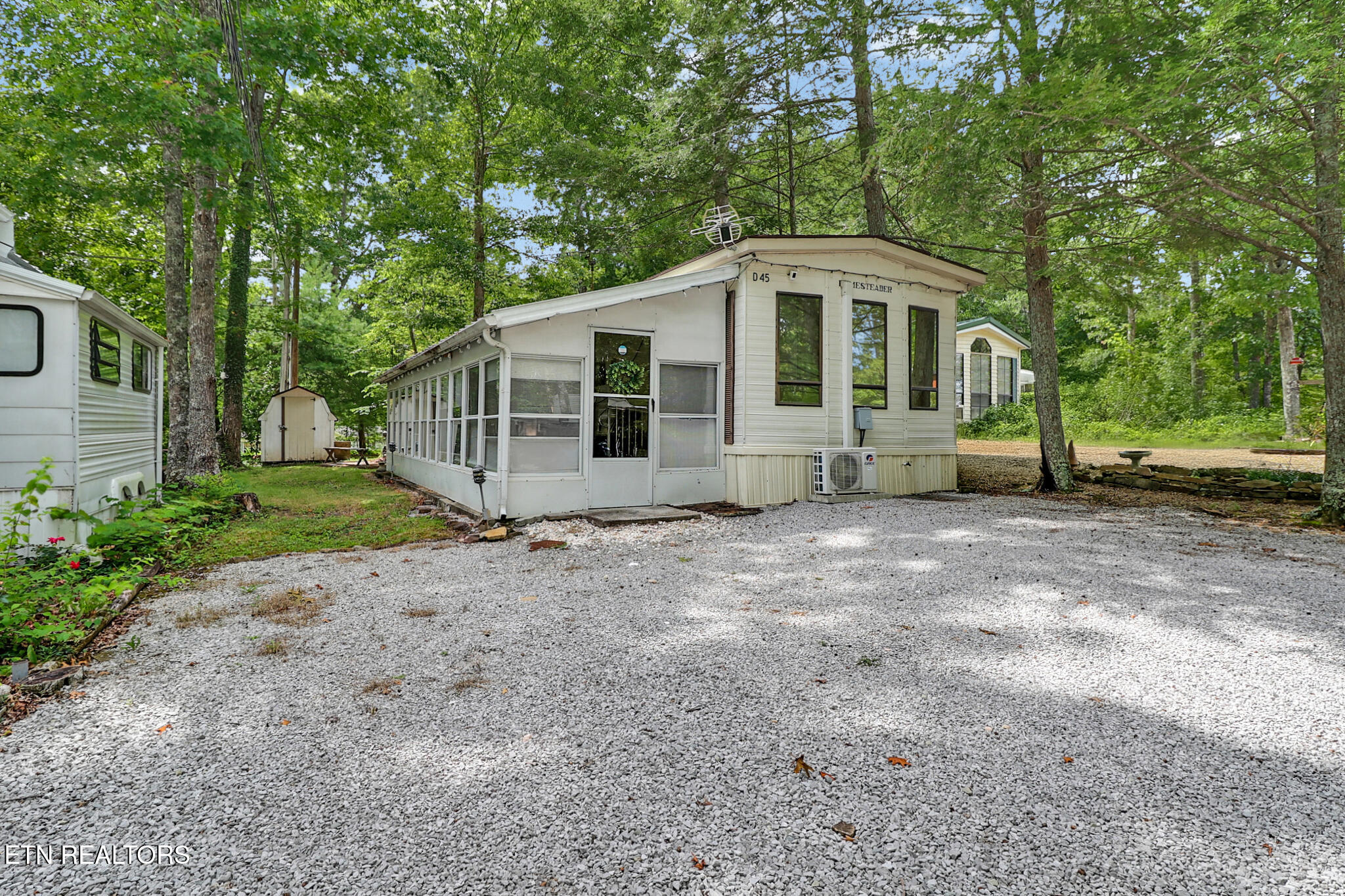60 Apache Trail Crossville TN 38572