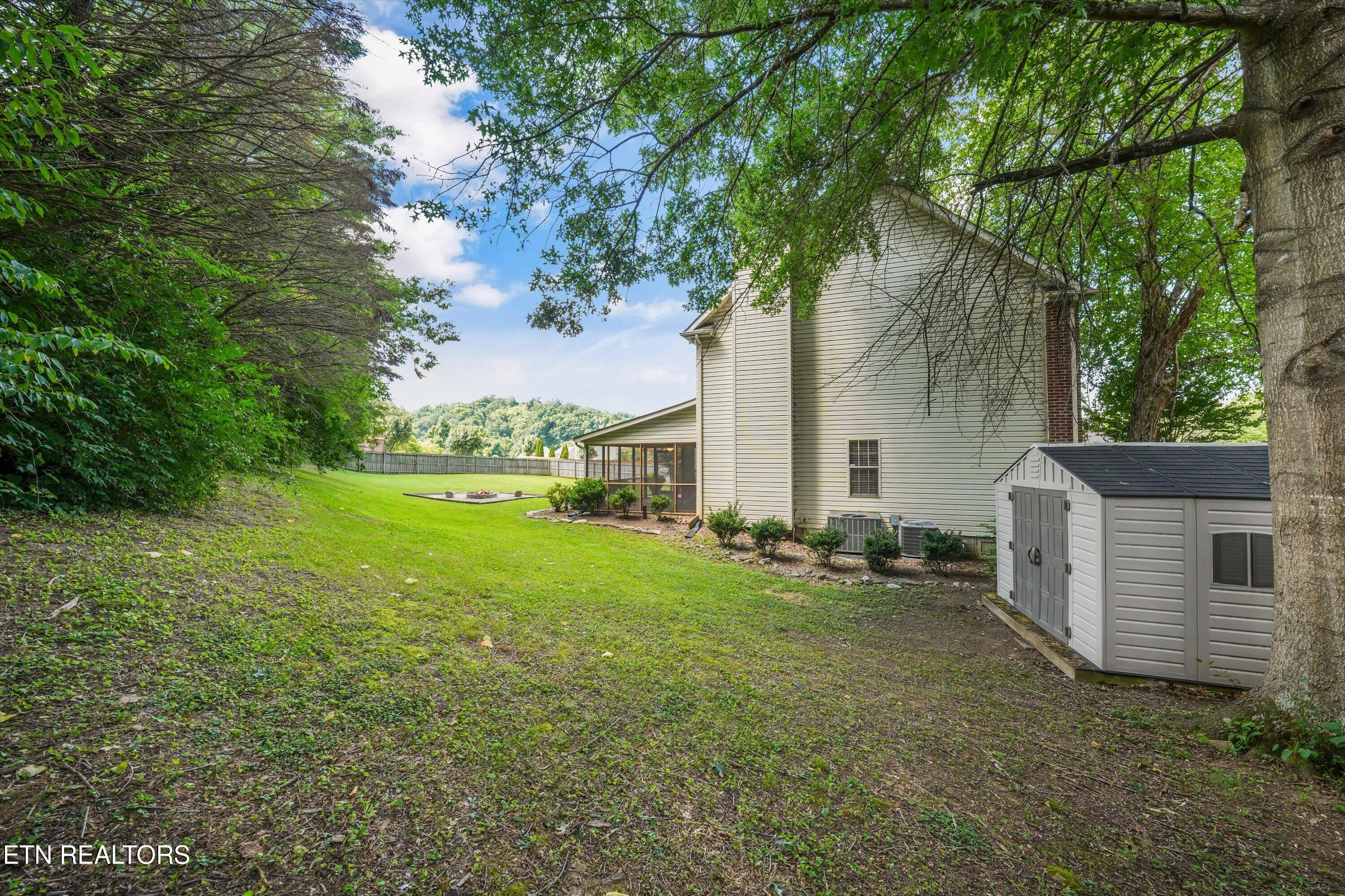 9904 Locklear Way Knoxville TN 37931