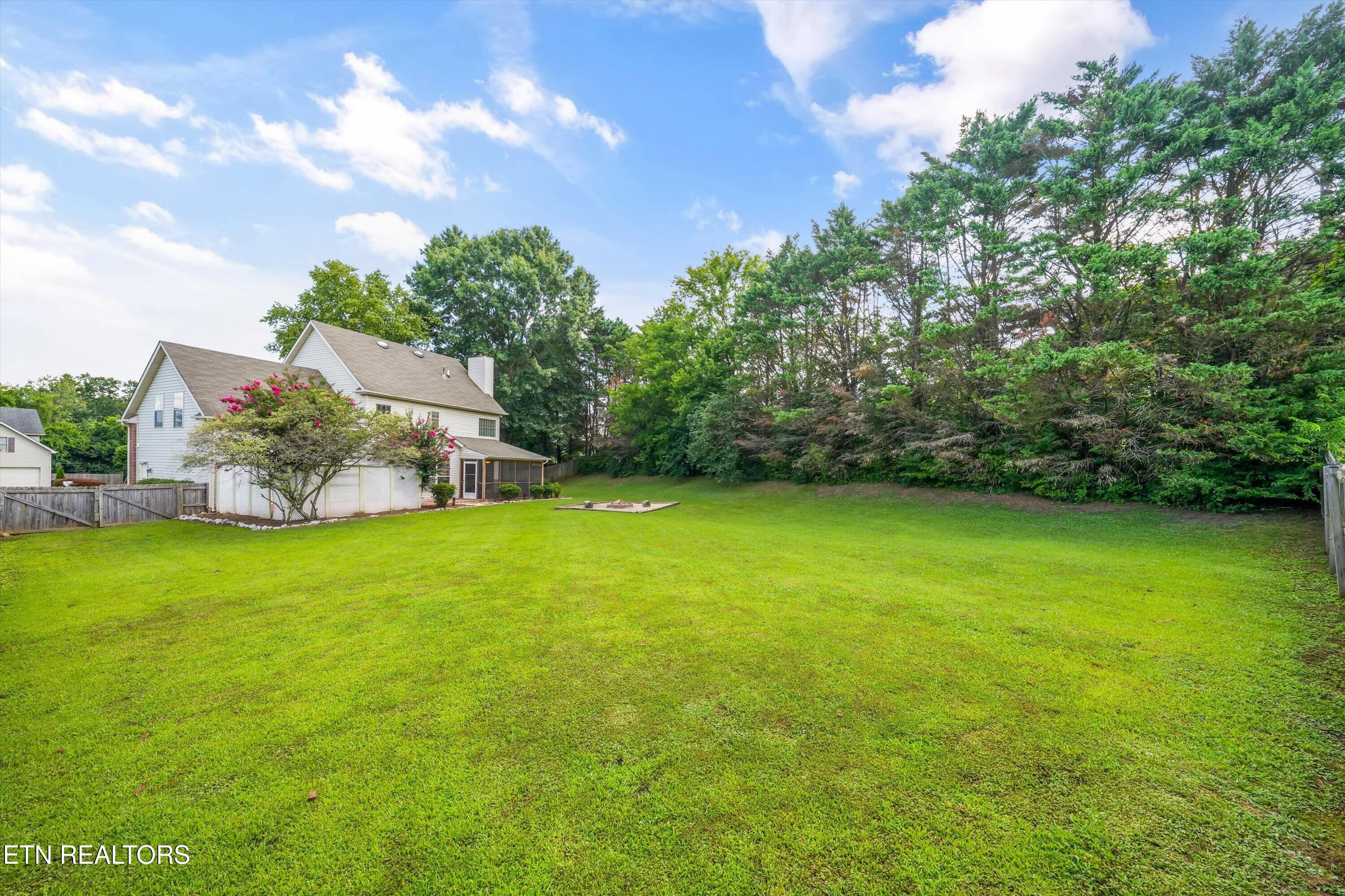 9904 Locklear Way Knoxville TN 37931