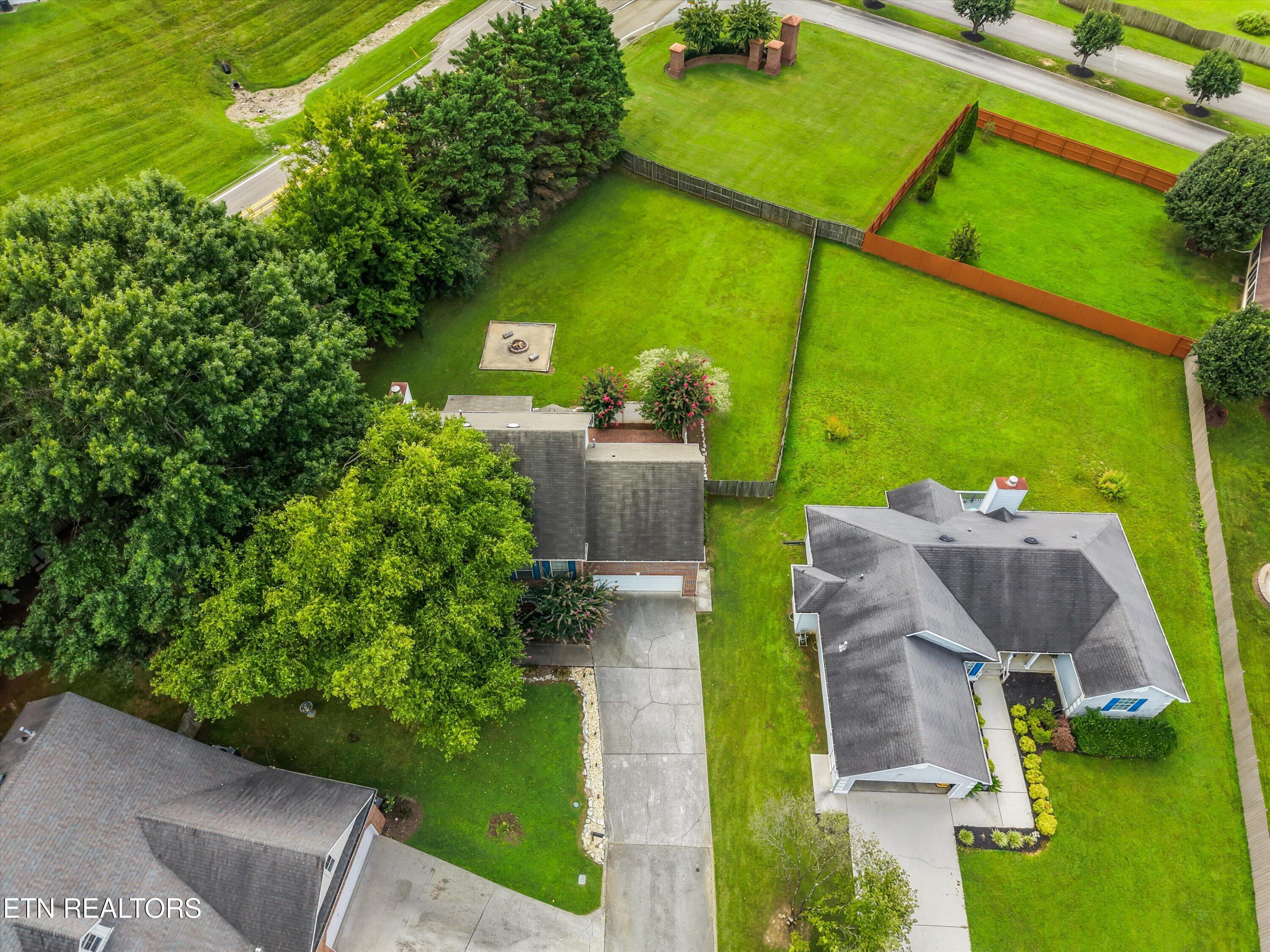 9904 Locklear Way Knoxville TN 37931