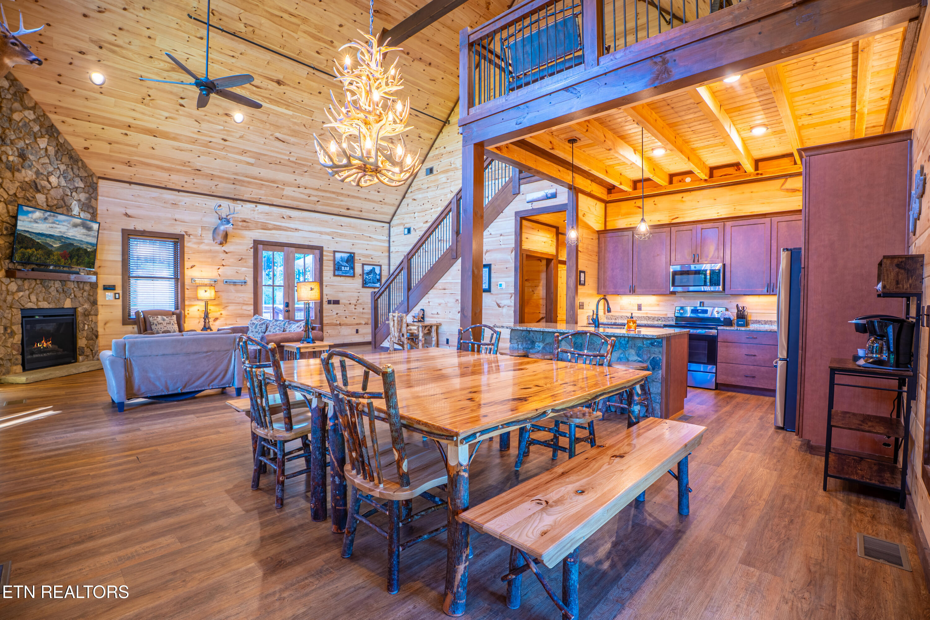 2446 Misty Shadows Drive Sevierville TN 37862