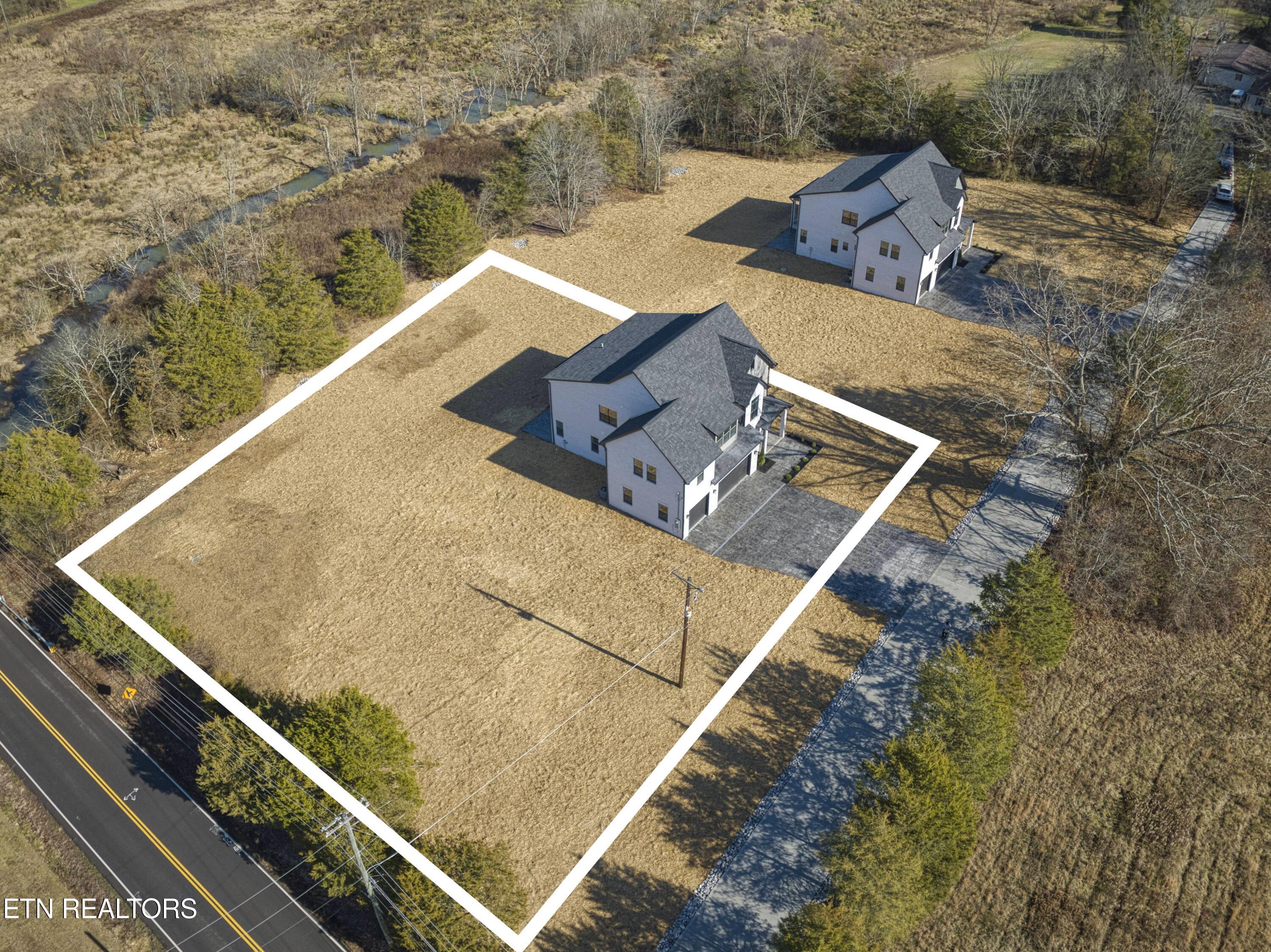 7614 Washington Pike Corryton TN 37721