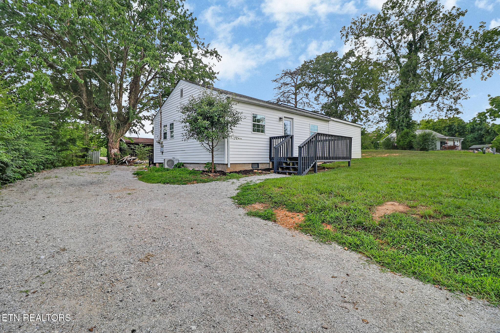 138 Pond Grove Circle Rockwood TN 37854