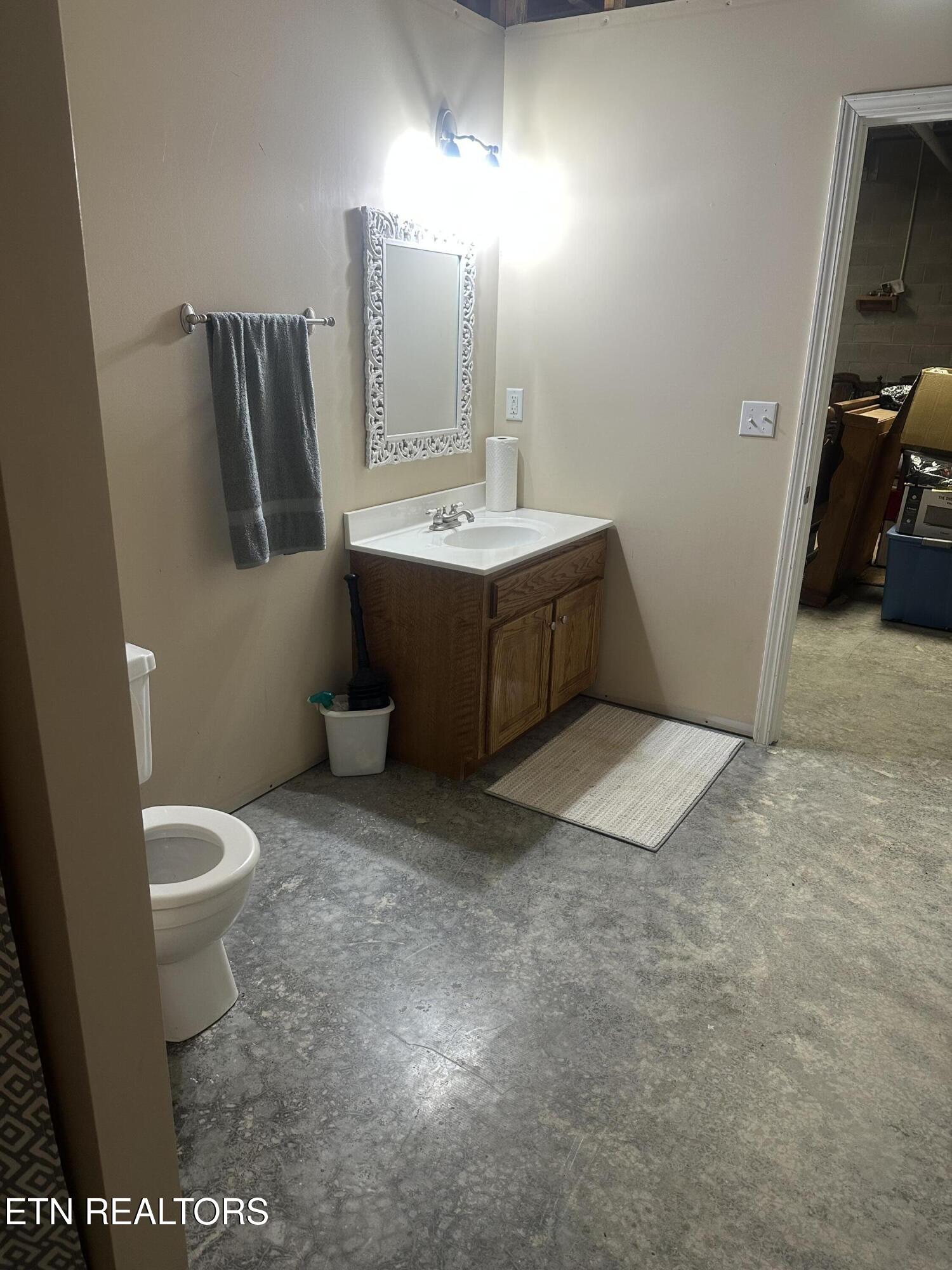 131 East Lane Jamestown TN 38556