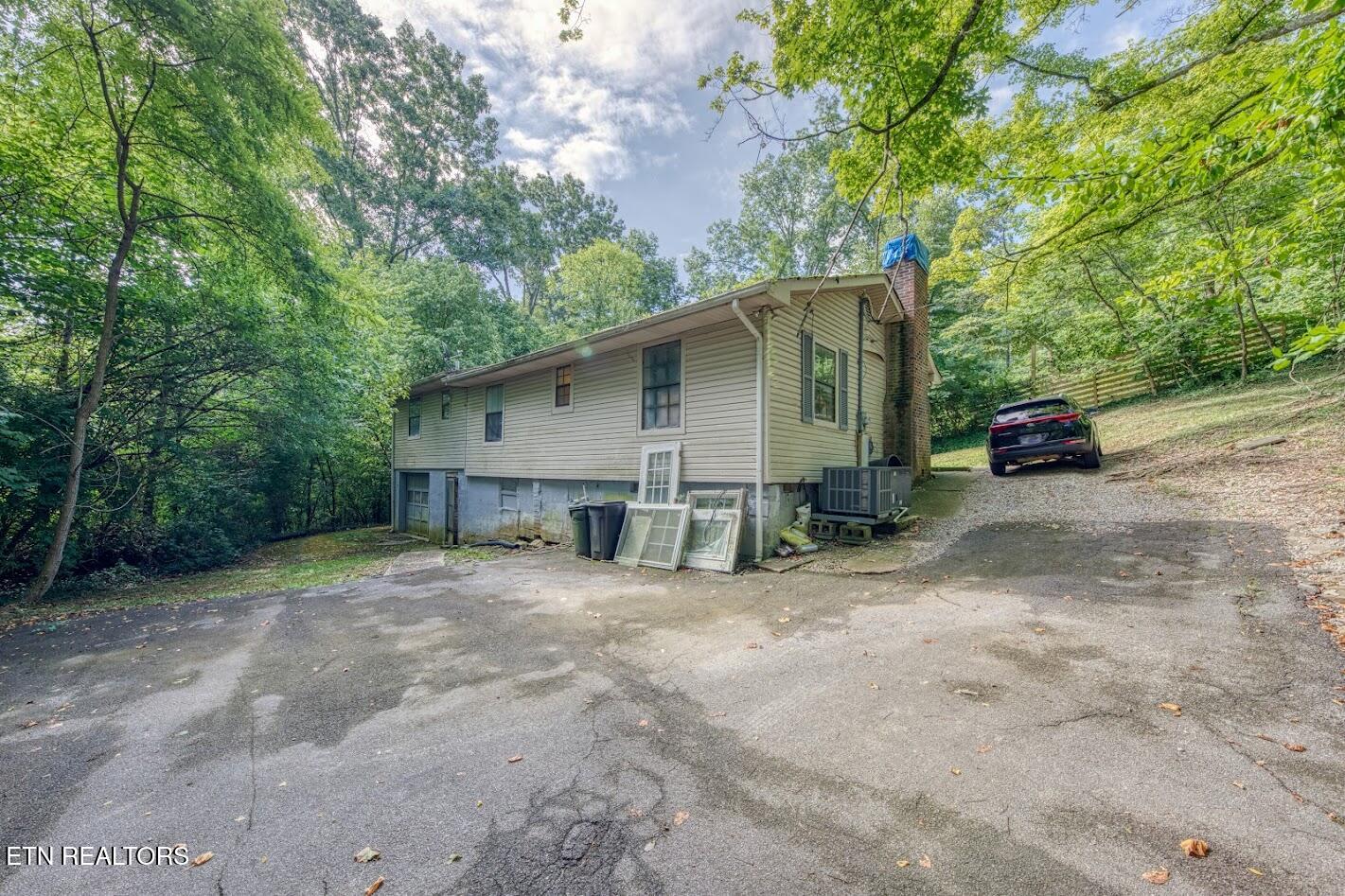 4714 Sevierville Pike Knoxville TN 37920