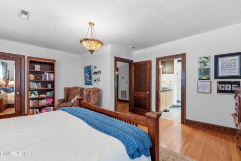 1509 Cedar Lane Knoxville TN 37918