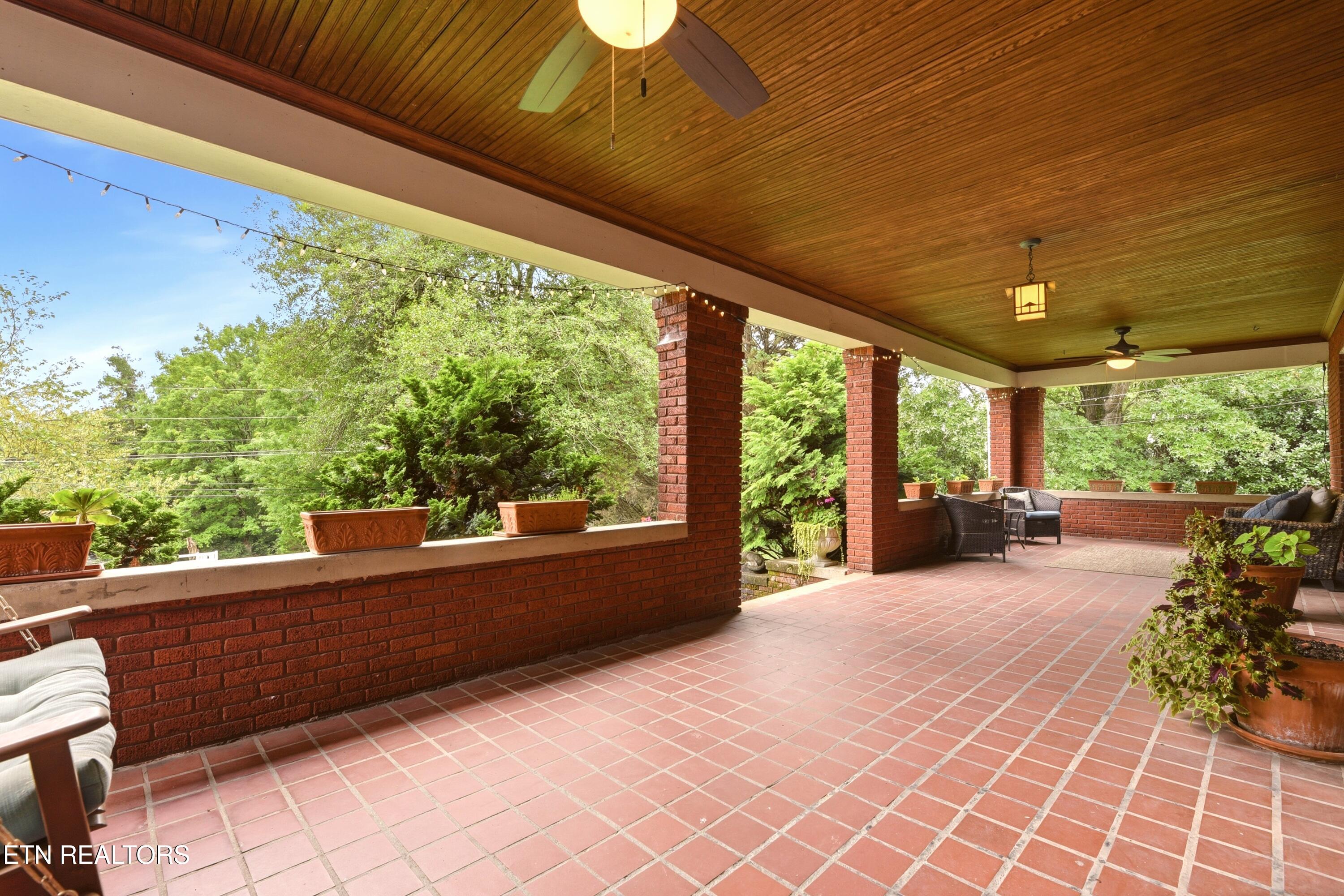 1509 Cedar Lane Knoxville TN 37918