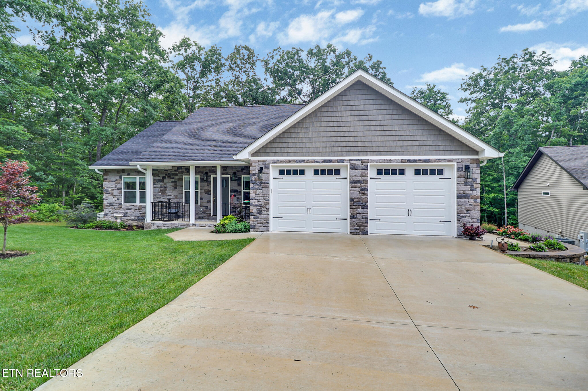 27 Ashford Place Fairfield Glade TN 38558