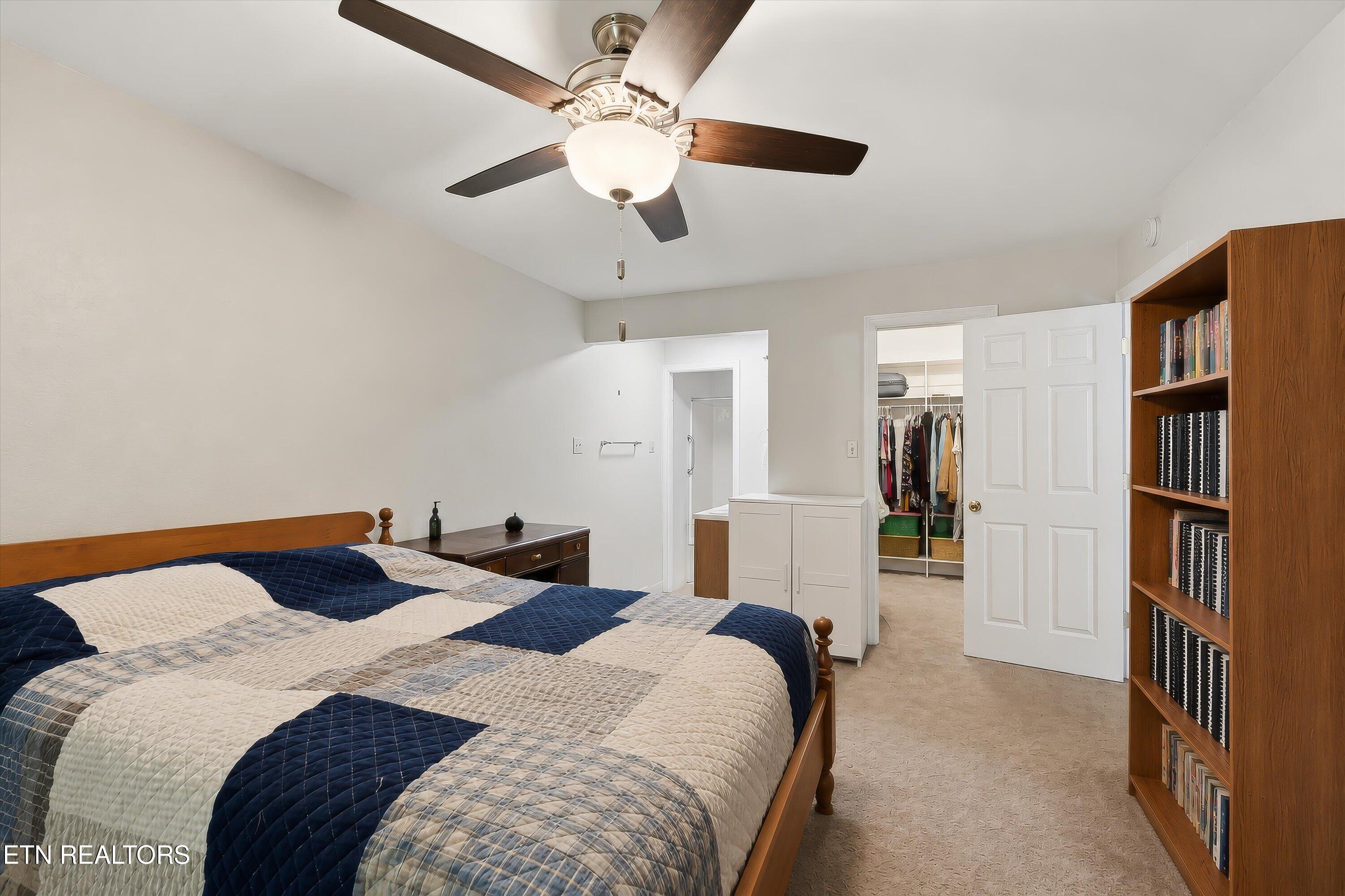 10464 Laura Lee Lane Knoxville TN 37922