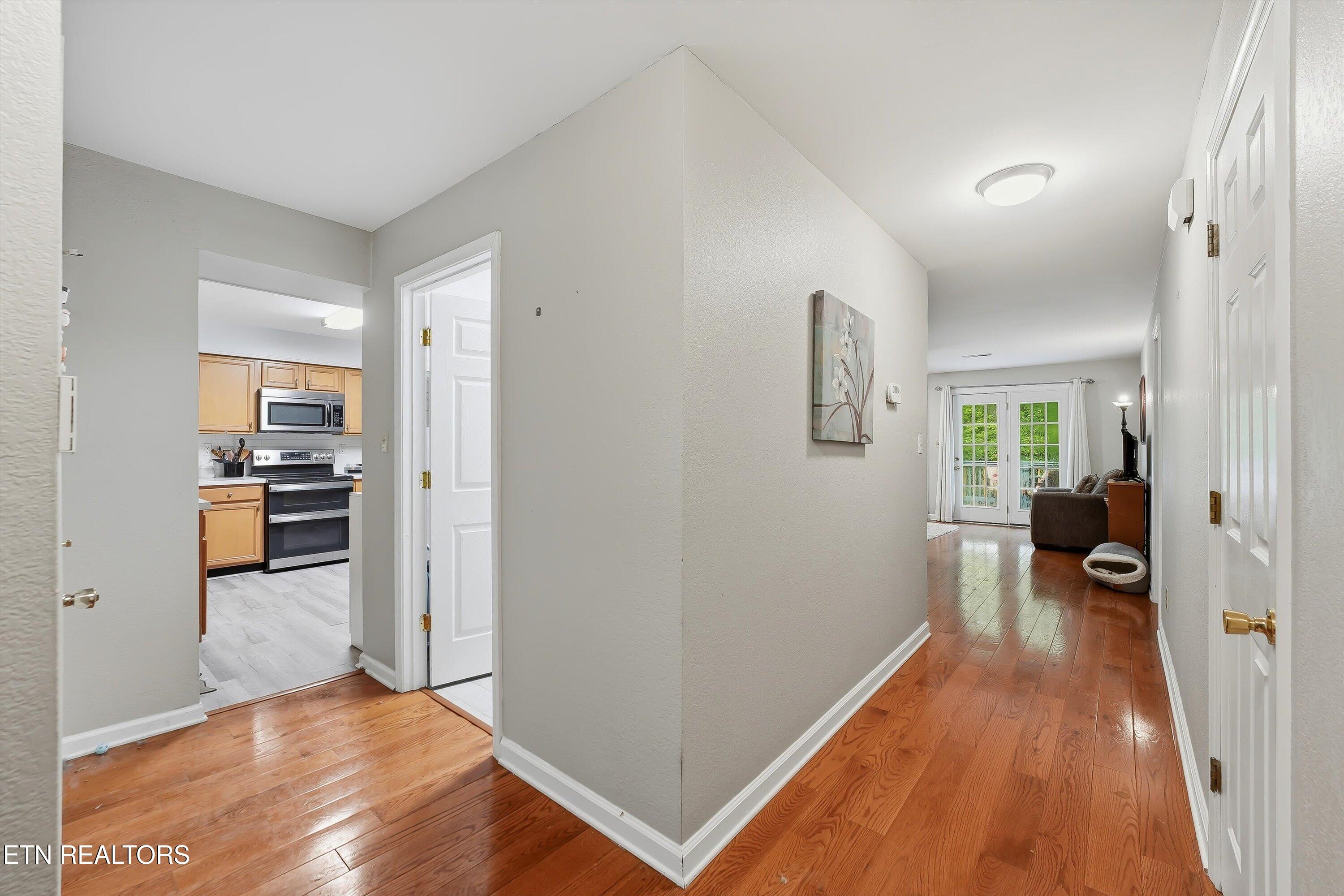 10464 Laura Lee Lane Knoxville TN 37922