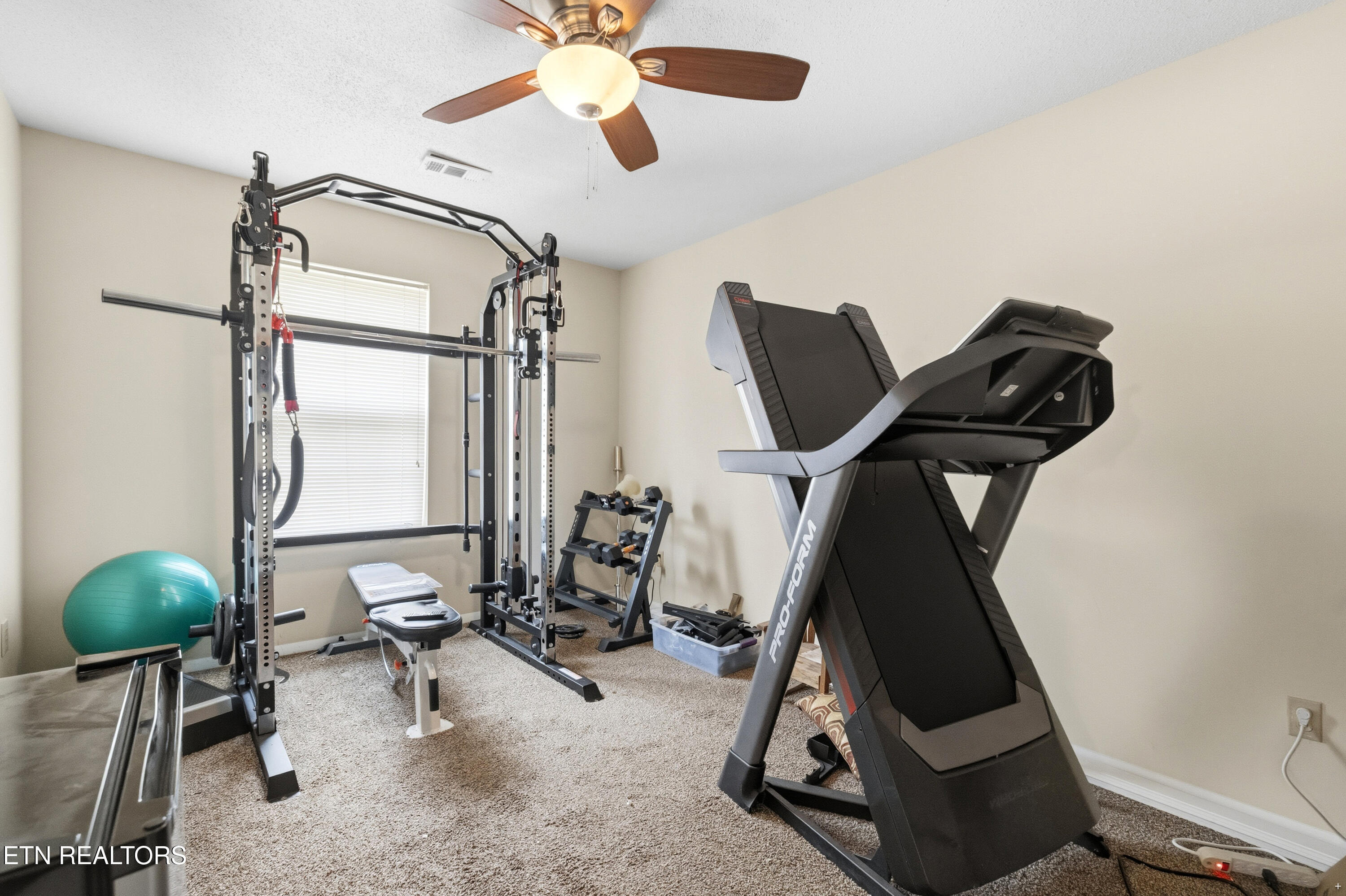 3473 Russellwood Drive Rockford TN 37853
