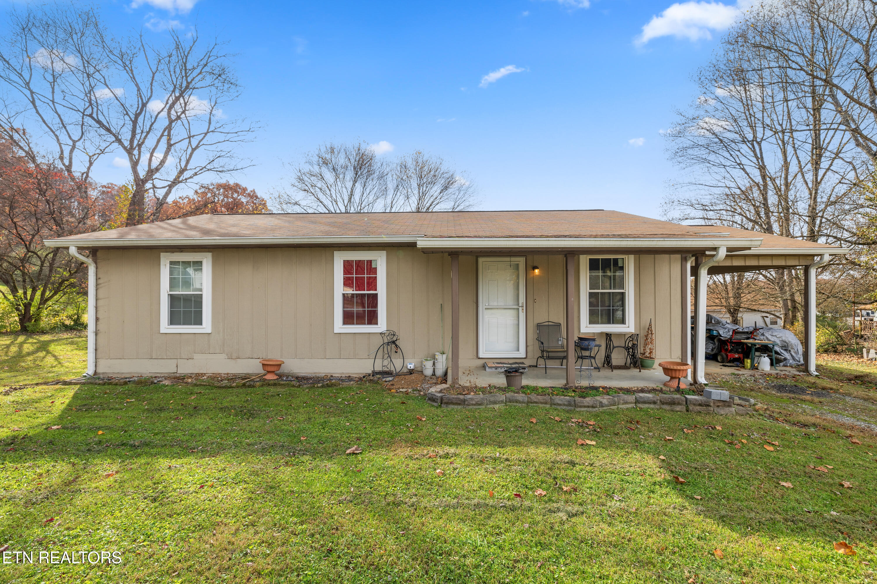 3473 Russellwood Drive Rockford TN 37853