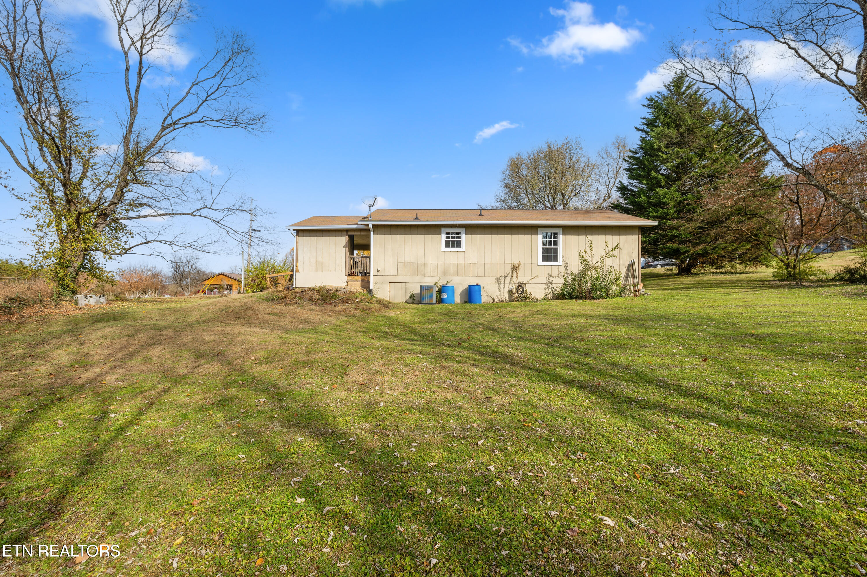 3473 Russellwood Drive Rockford TN 37853