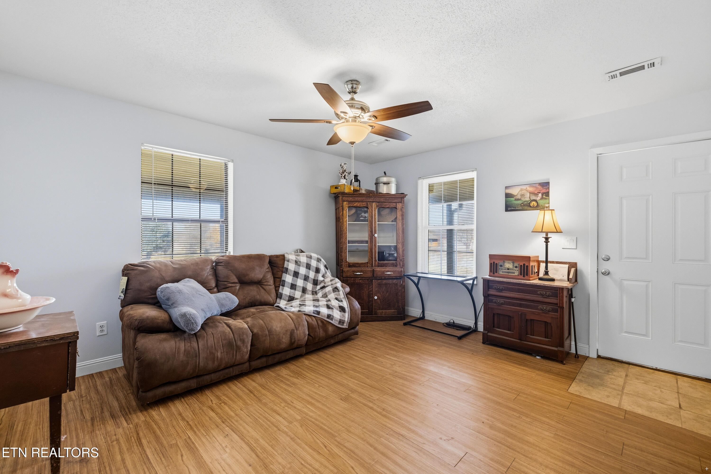 3473 Russellwood Drive Rockford TN 37853