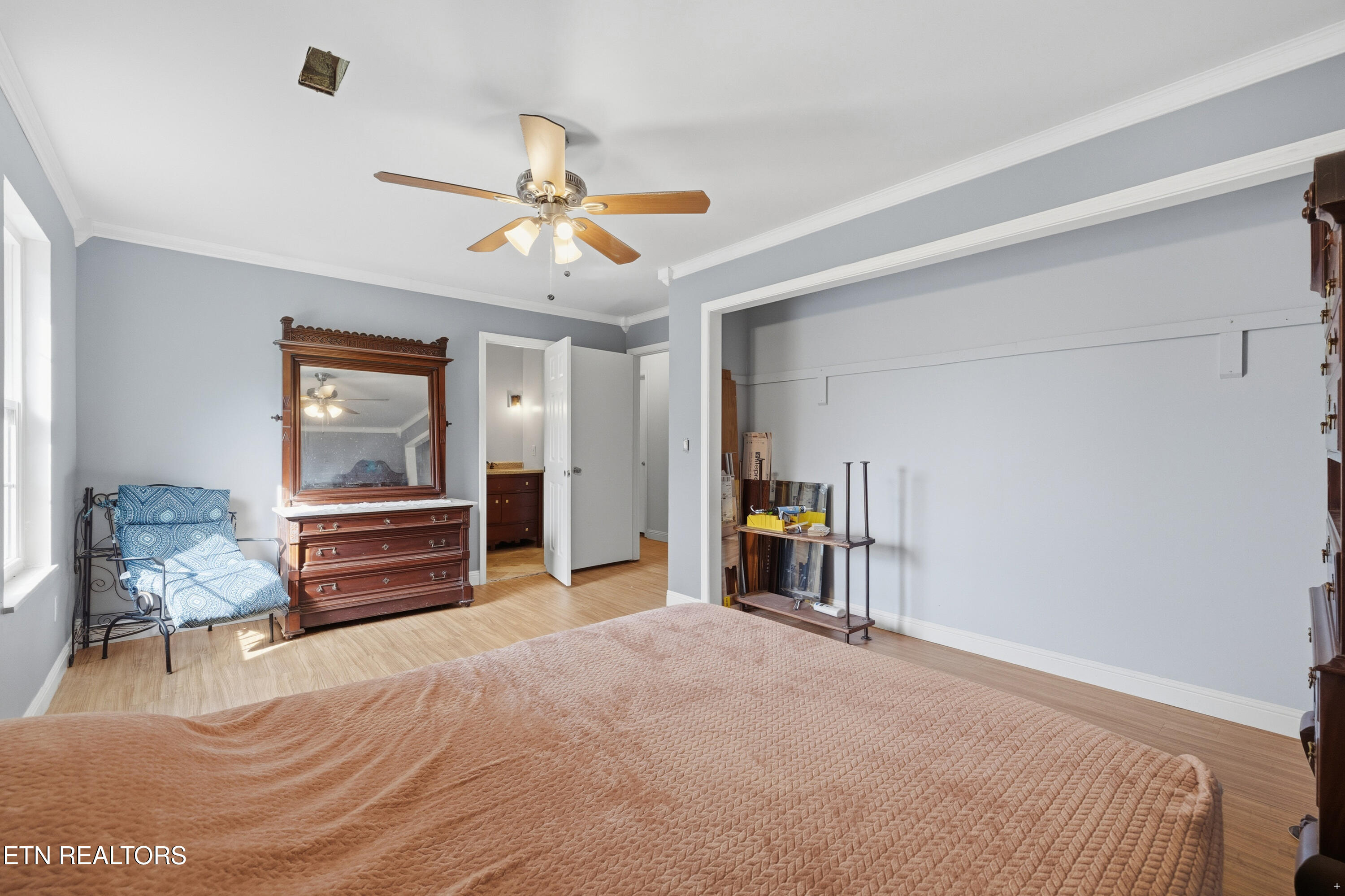 3473 Russellwood Drive Rockford TN 37853