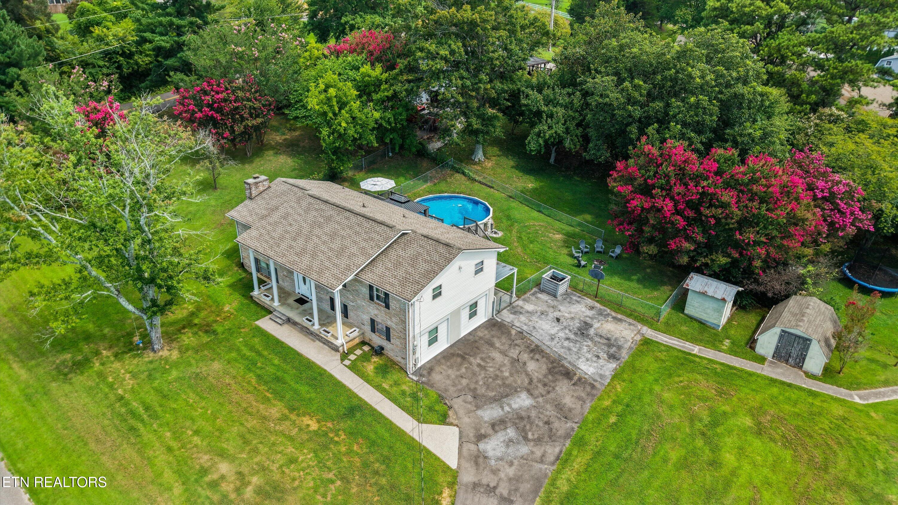 9229 Slade Drive Knoxville TN 37931