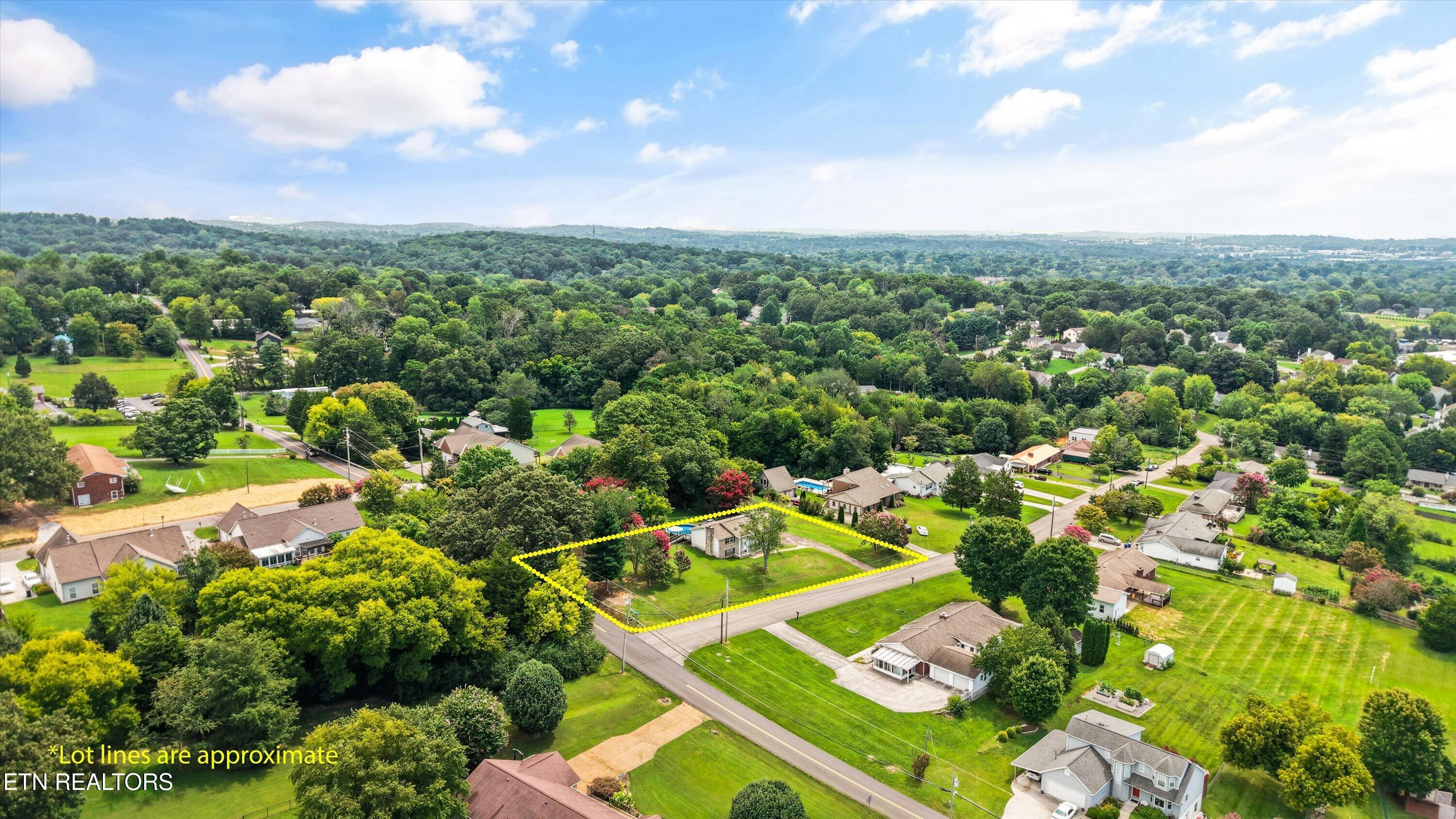 9229 Slade Drive Knoxville TN 37931
