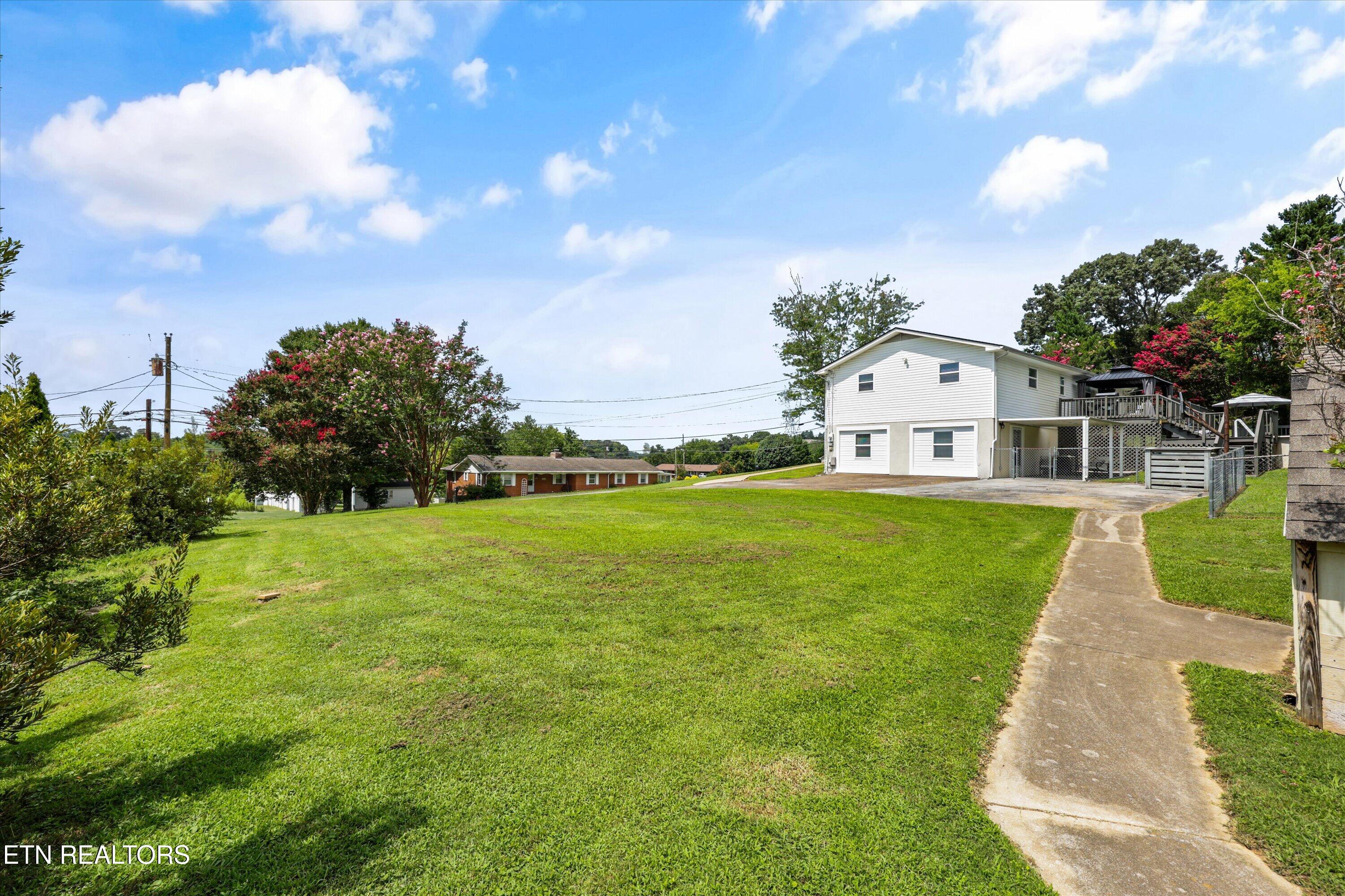 9229 Slade Drive Knoxville TN 37931