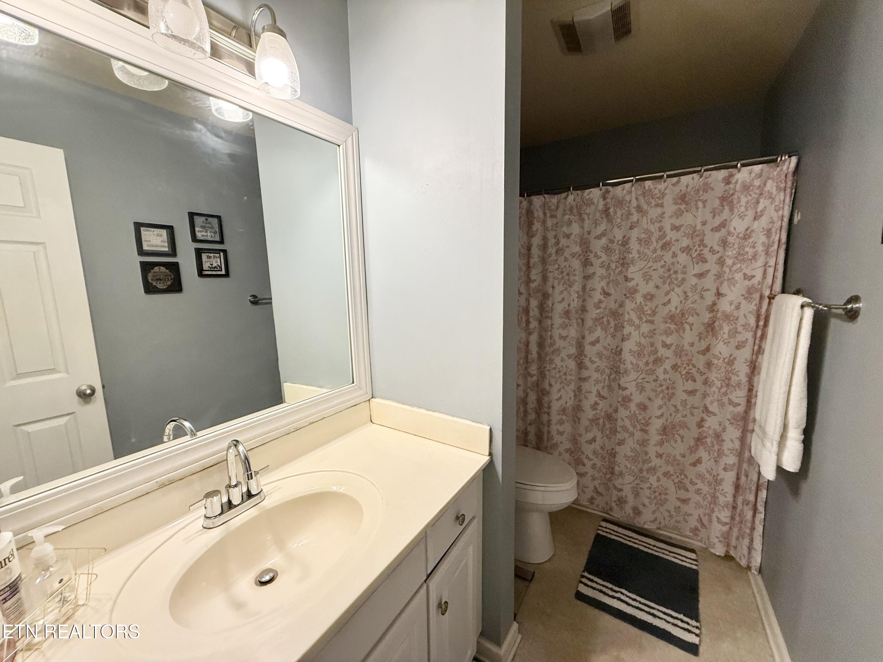 6500 Silver Fox Lane Knoxville TN 37909