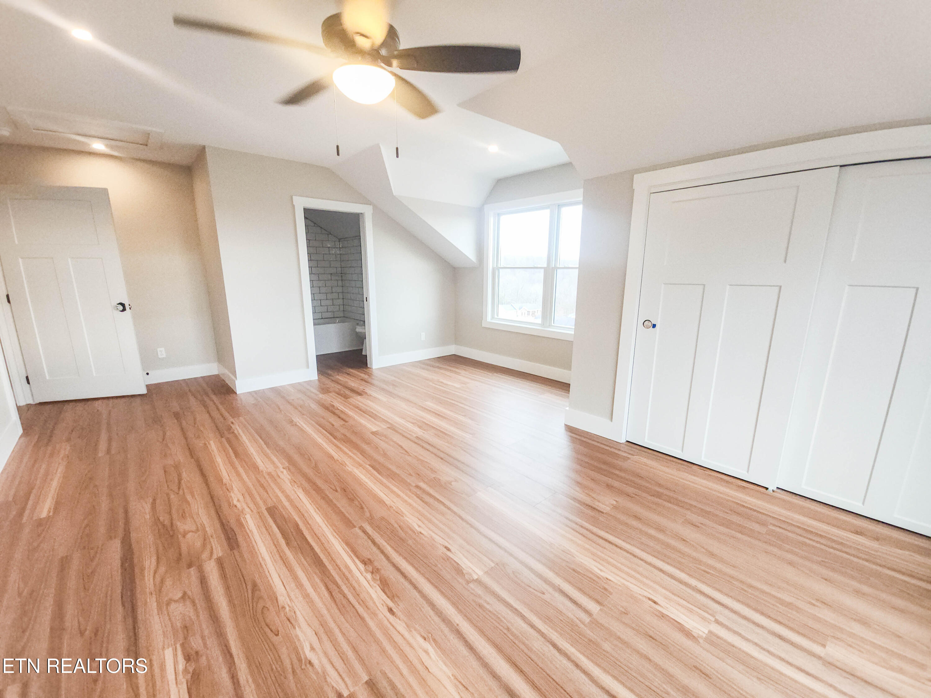 130 Middle Glen Road Maynardville TN 37807