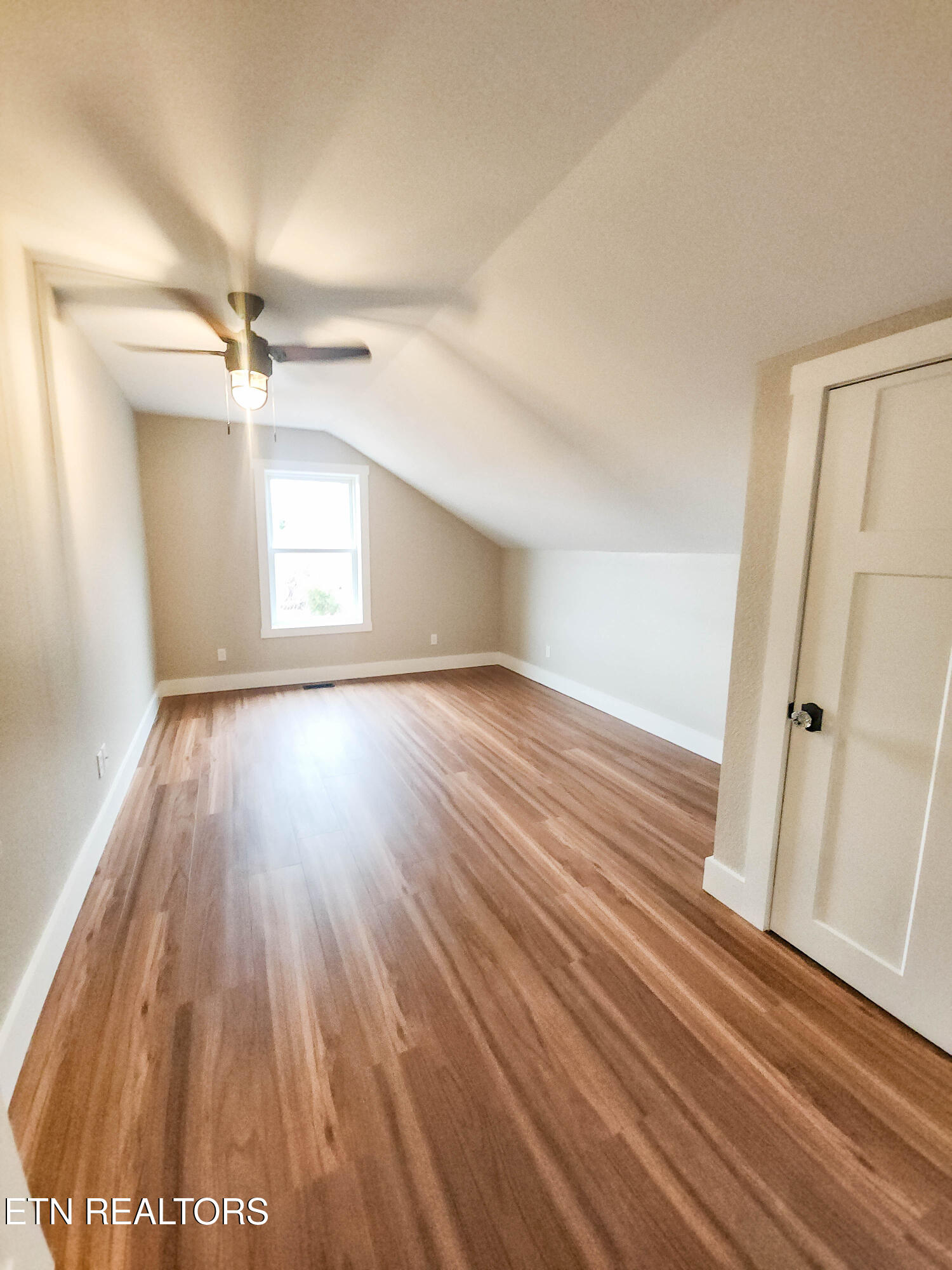 130 Middle Glen Road Maynardville TN 37807