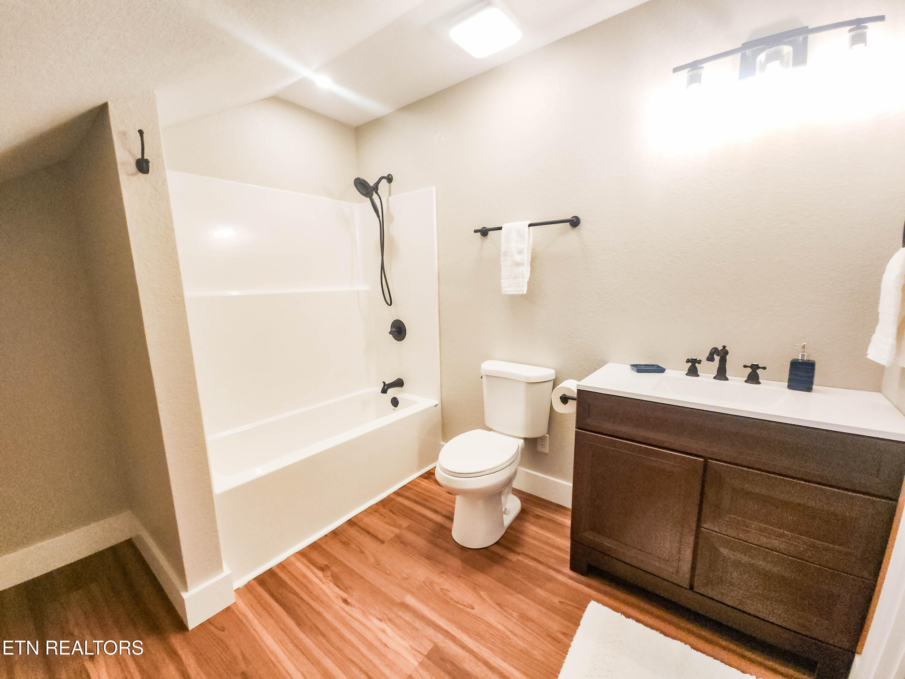 130 Middle Glen Road Maynardville TN 37807