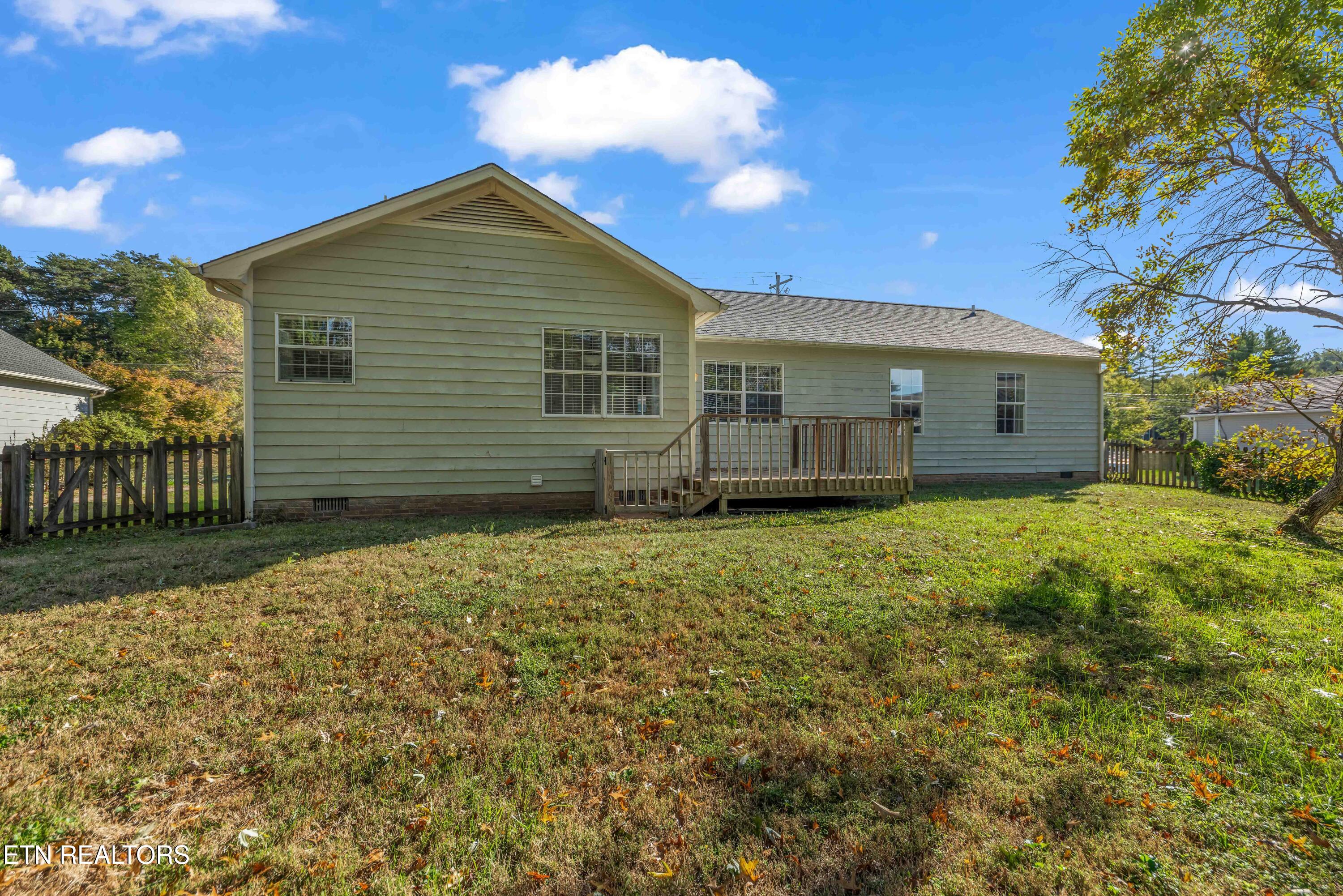1537 Secretariat Boulevard Knoxville TN 37931