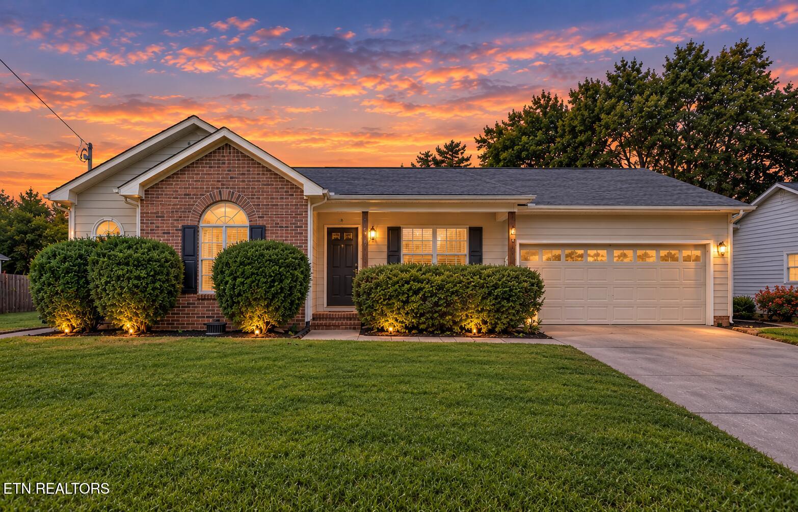 1537 Secretariat Boulevard Knoxville TN 37931