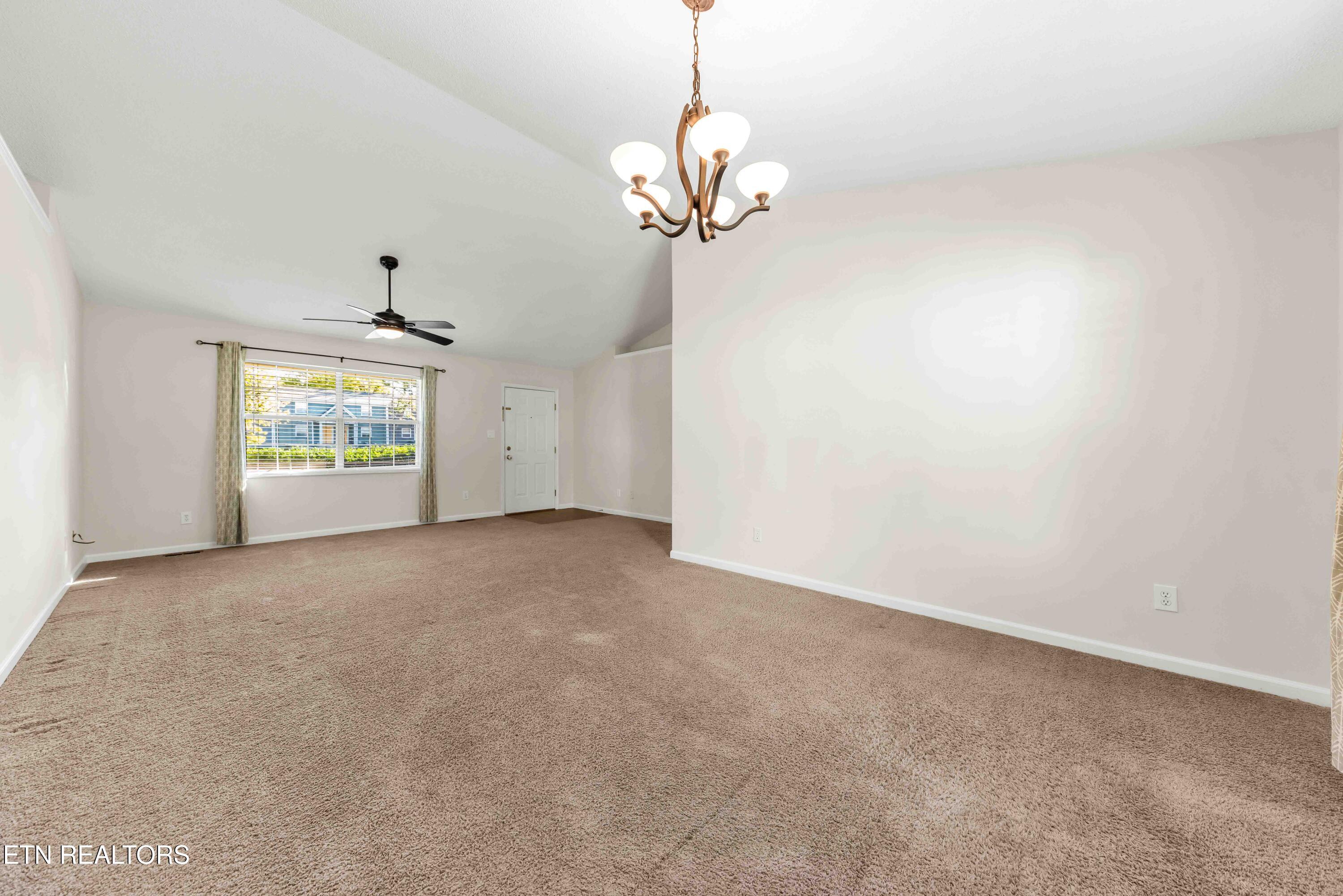 1537 Secretariat Boulevard Knoxville TN 37931